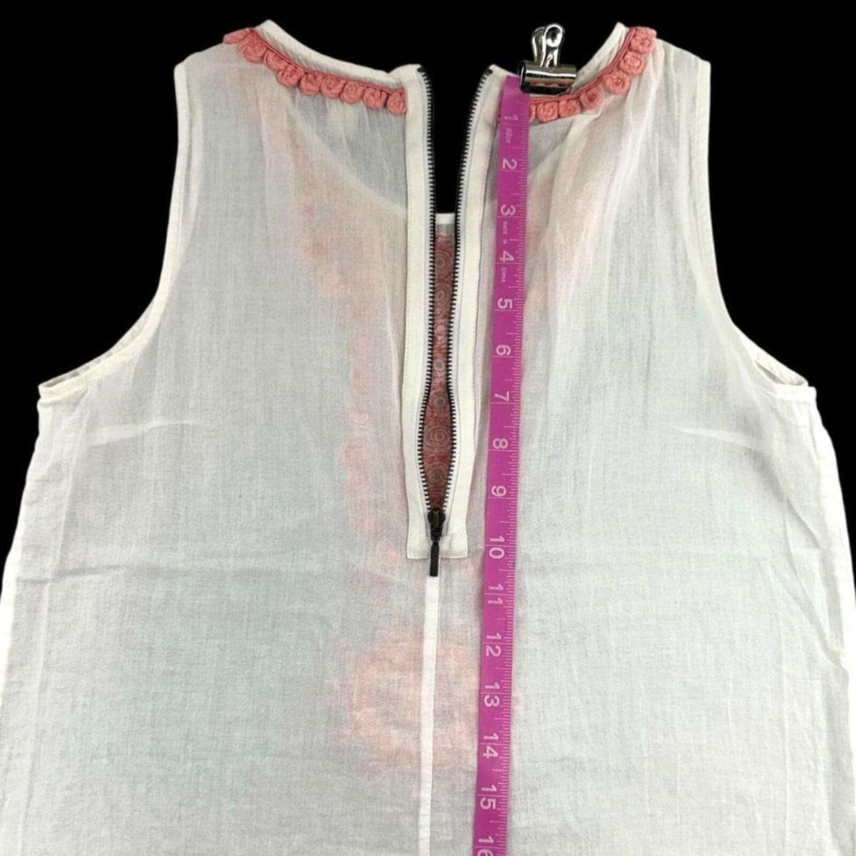 Banana Republic Sleeveless Tank Top White Linen Blend with Coral Pink Boho