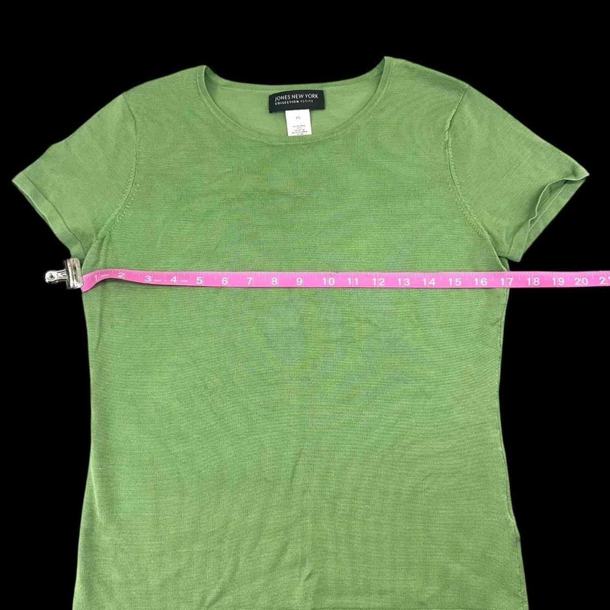 Jones New York Ribbed Lime Green Tee Casual Minimalist Preppy