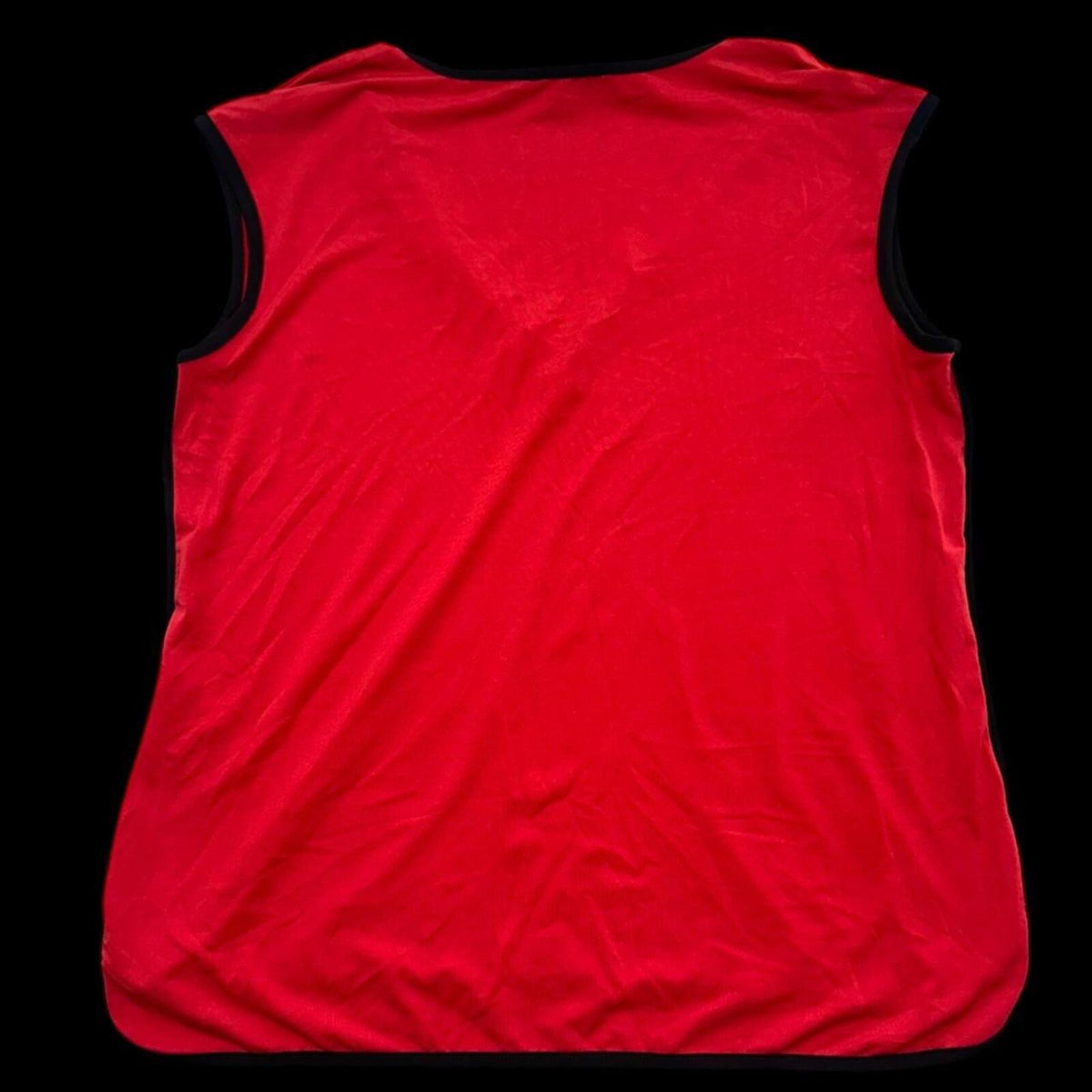 Carmen Marc Valvo Red Sleeveless Blouse with Black Trim and Zip Front