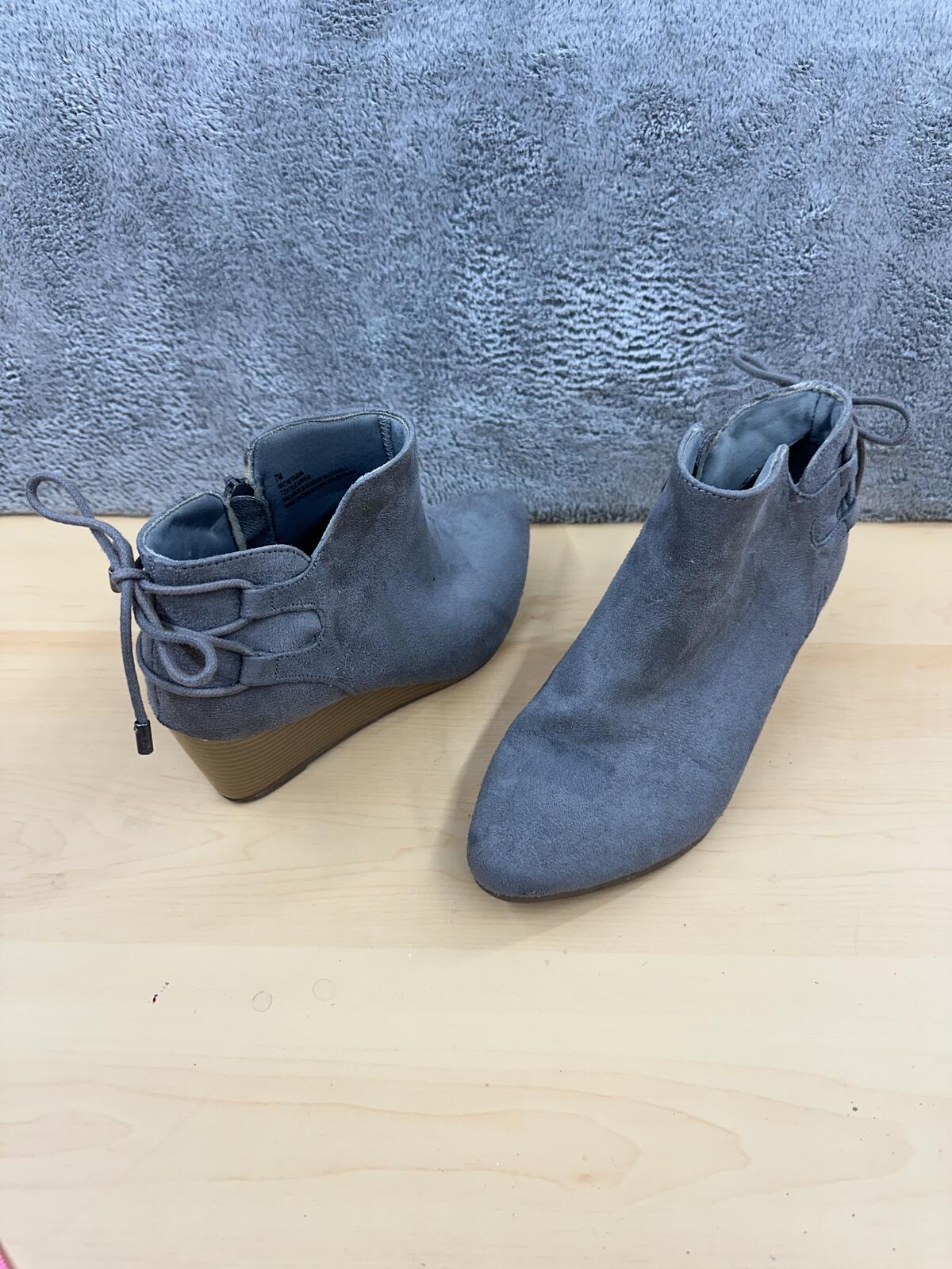 Maurices Gray Suede Wedge Ankle Boots with Bow Detail