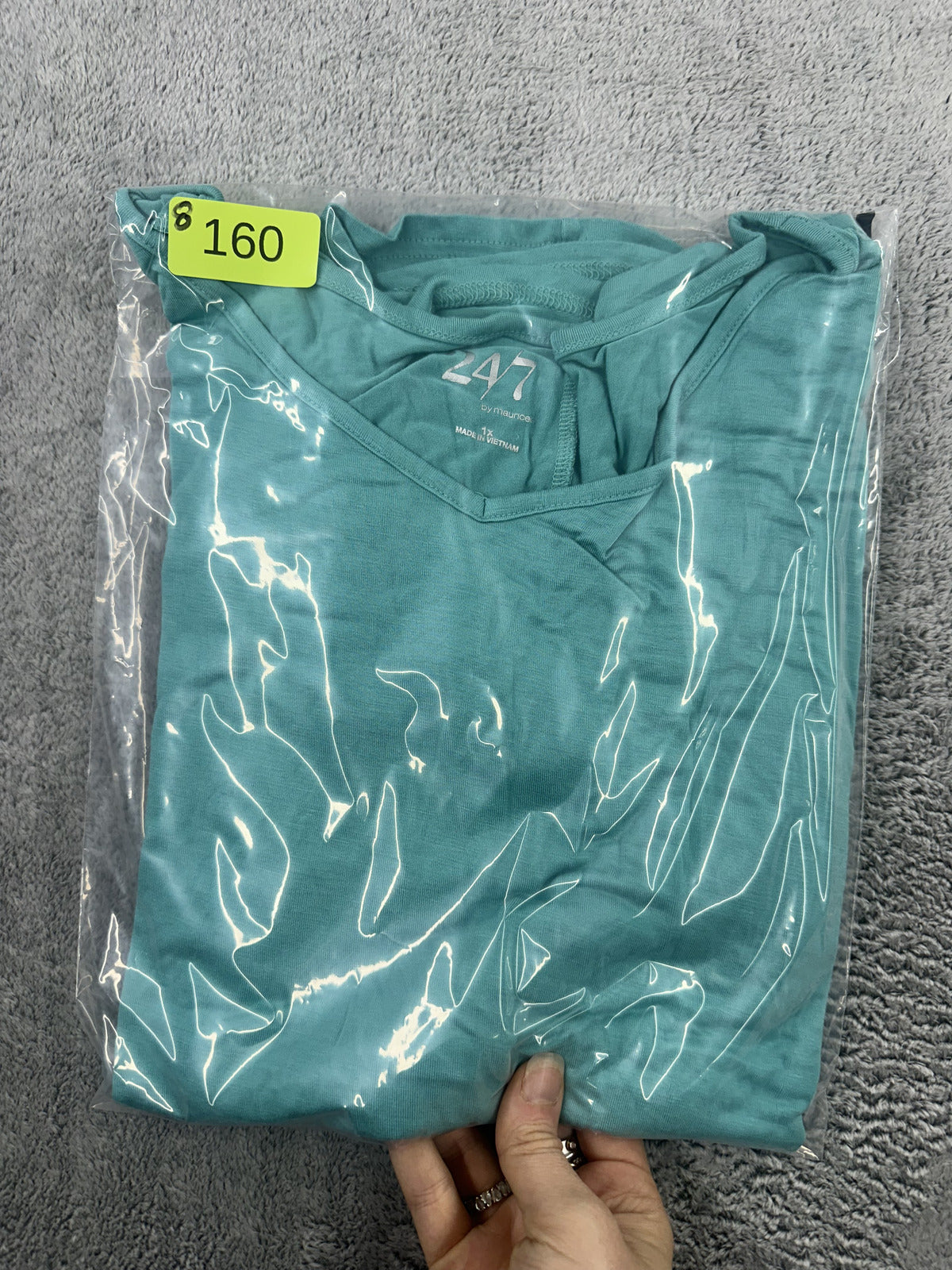 24/7 by Maurice's Turquoise V Neck Tee