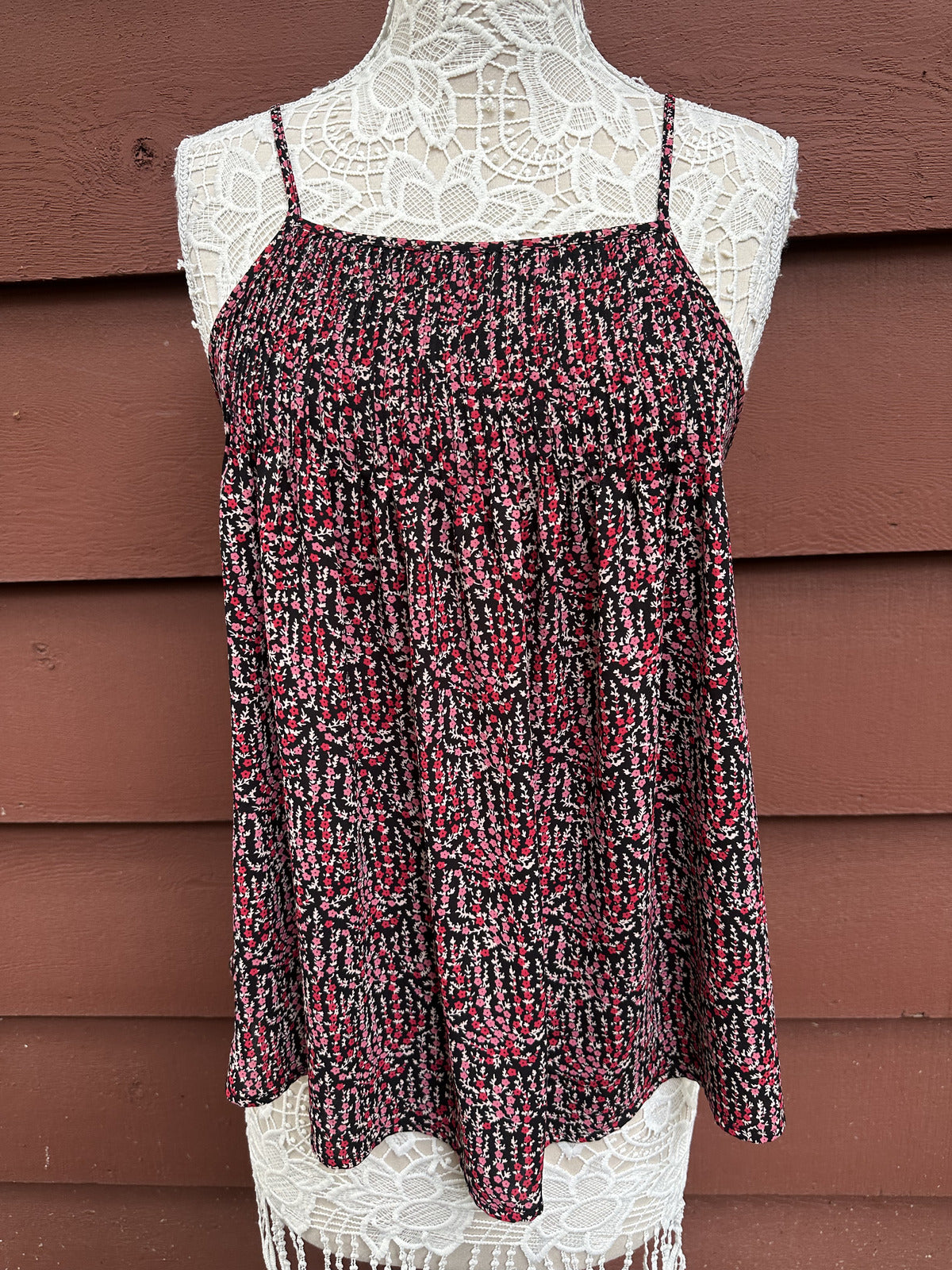 Ann Taylor LOFT Floral Mixed Media Cami Top Red Black Boho
