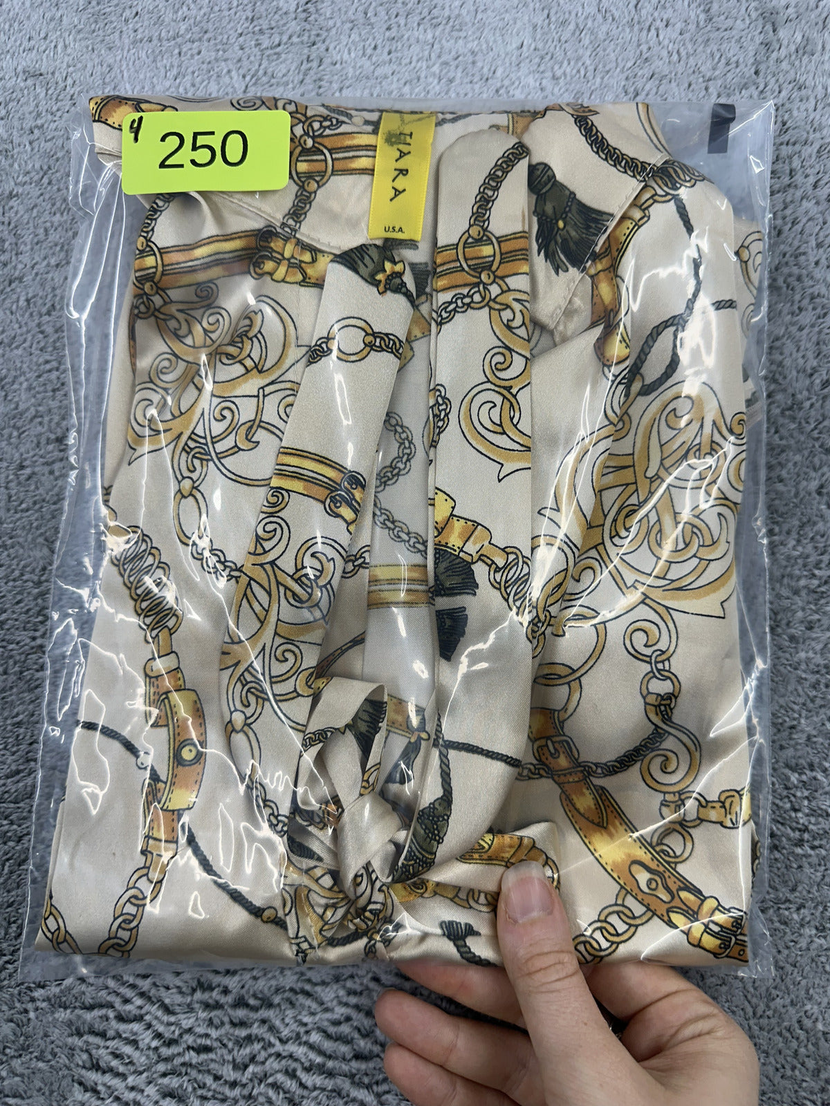 Tiara Chain Print Sleeveless Blouse White Gold Tie Front Smock
