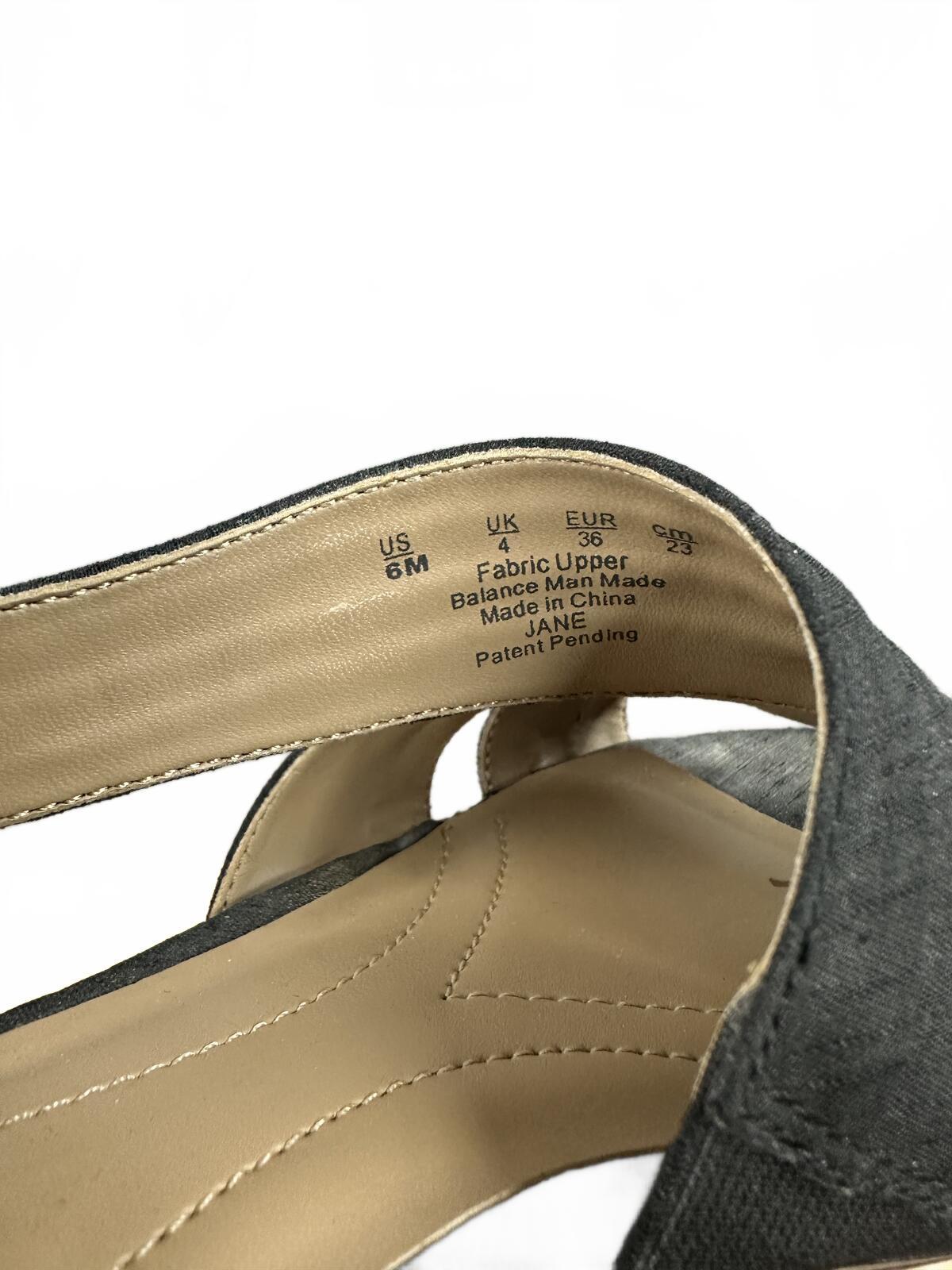 Naturalizer Black Pleated Slingback Sandals Minimalist Summer Footwear