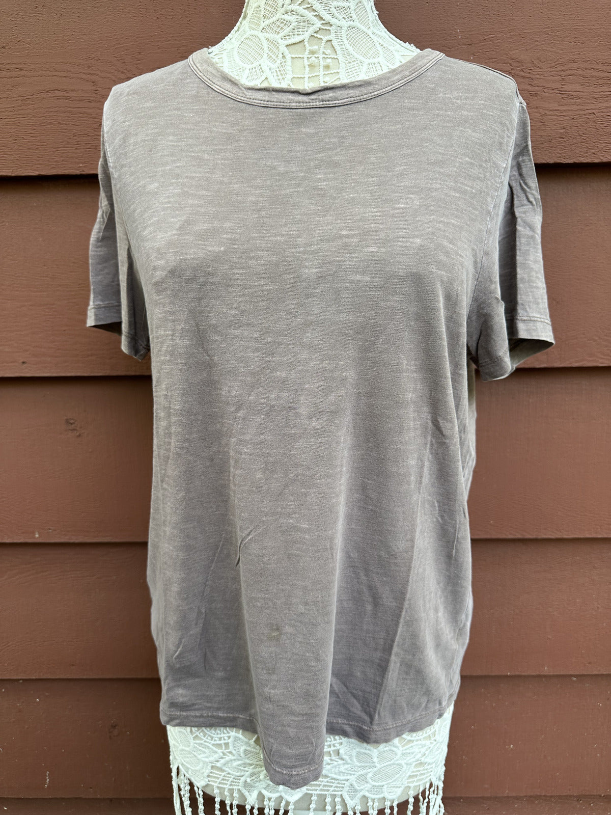 Universal Thread Brown Textured Short Sleeve T Shirt Casual Vintage