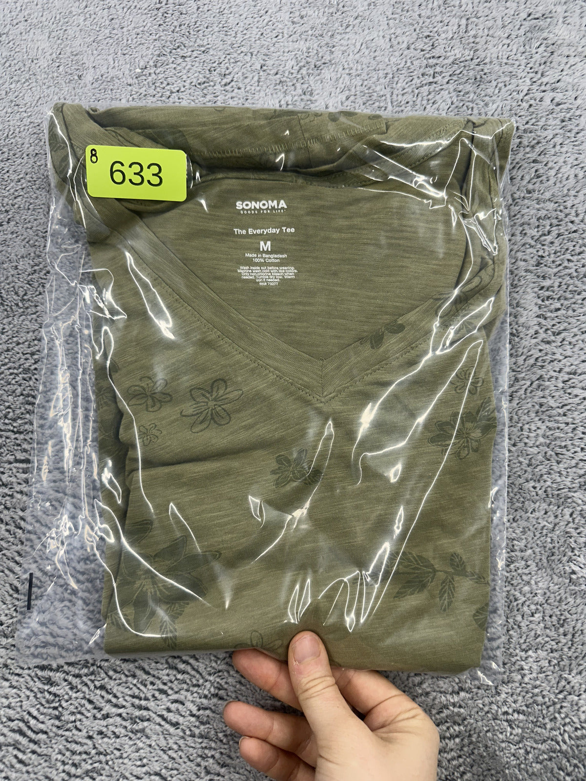 Sonoma Olive Green Floral V Neck Tee Casual Lightweight Summer Shirt