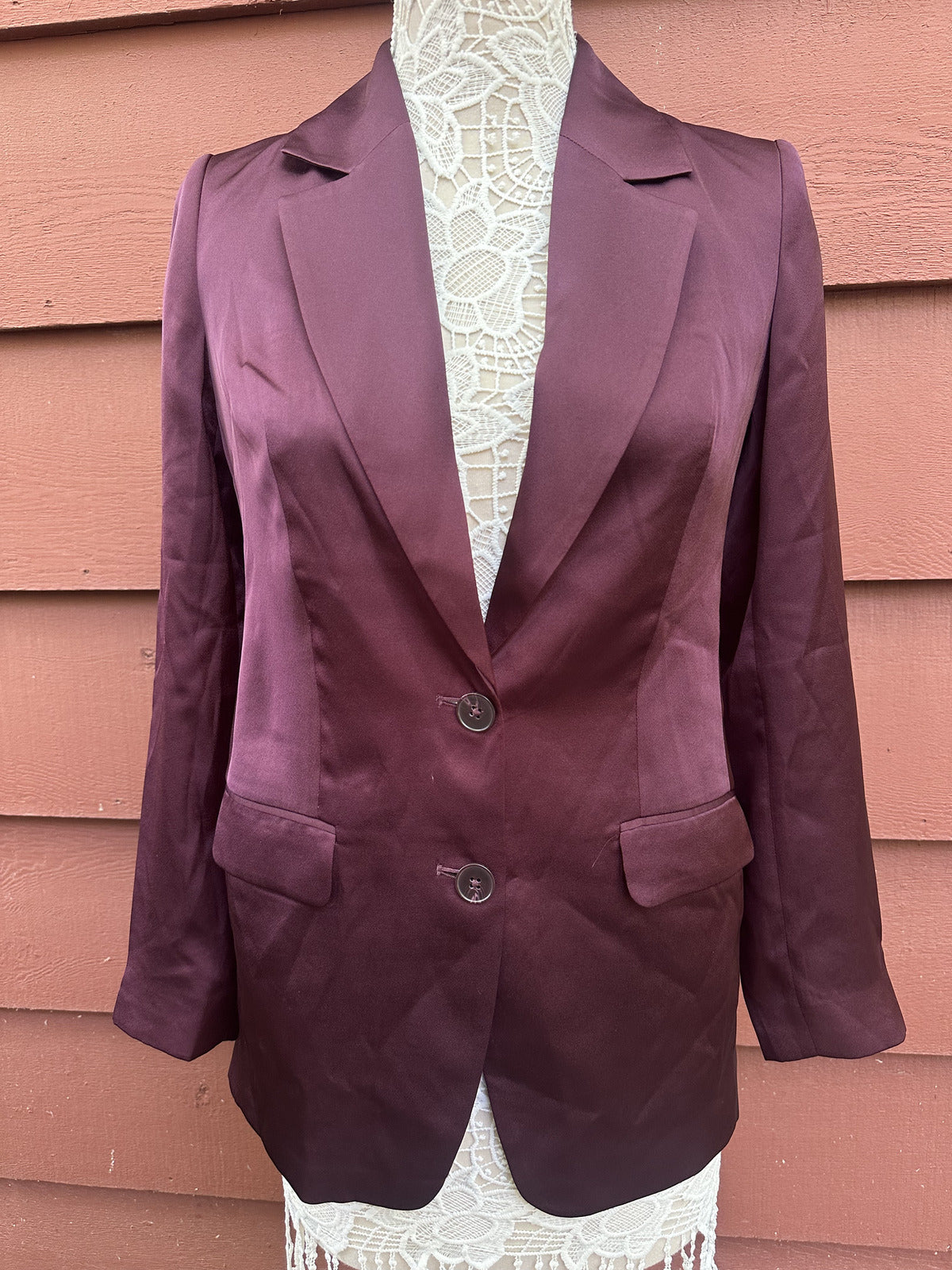 NWOT Express Satin Boyfriend Blazer in Deep Plum Burgundy Elegant Preppy Glam