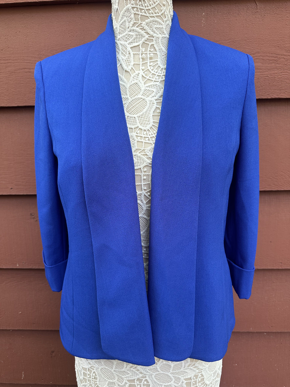 Jones Studio Royal Blue Open Front Blazer and 3/4 Cuffed Sleeves