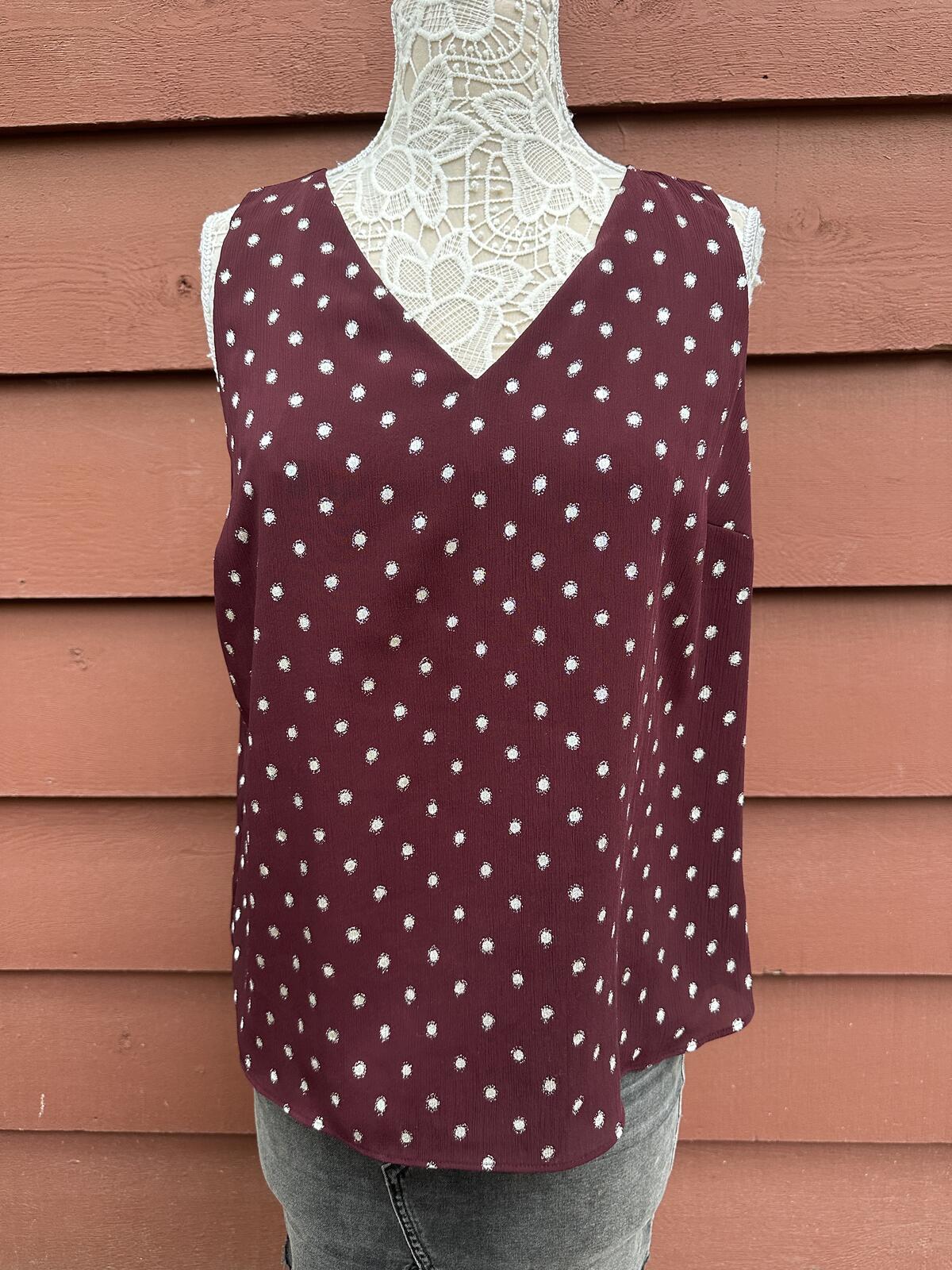 Nine West Burgundy Polka Dot Sleeveless V Neck Tank Top Casual Minimalist