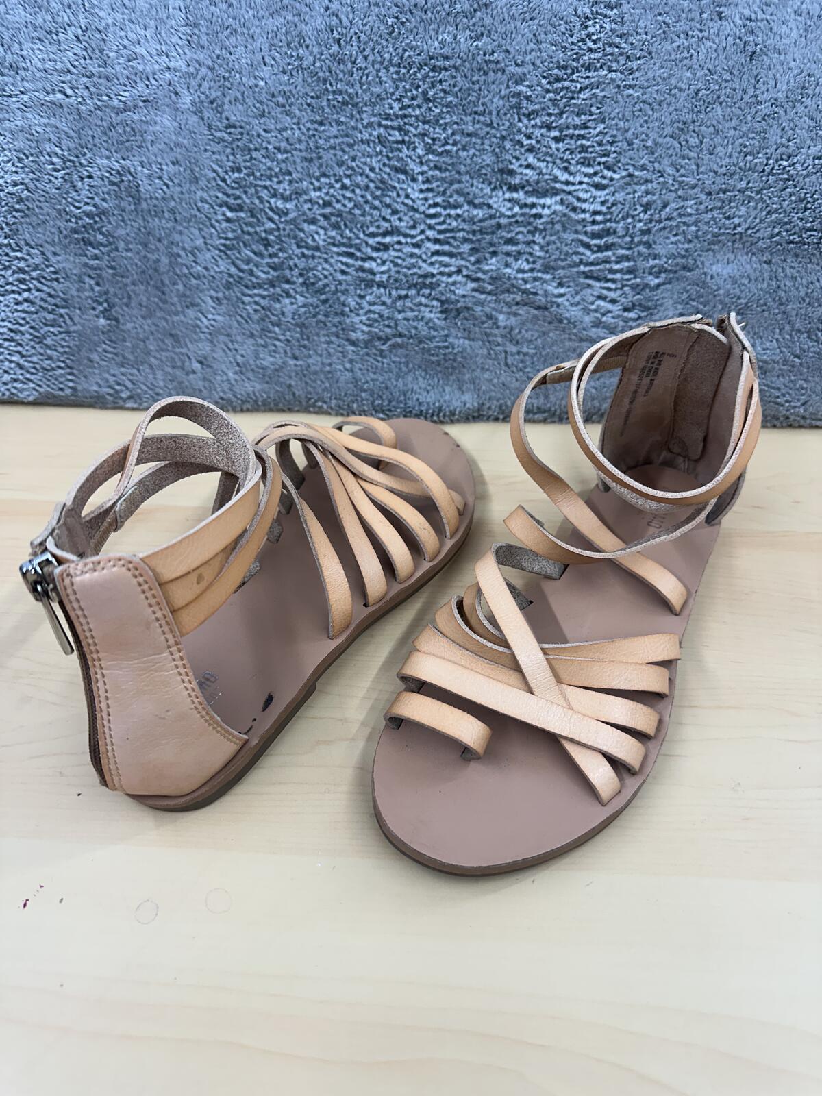 Nude Gladiator Sandals Beige Tan Flat Strappy Back Zipper Boho Casual