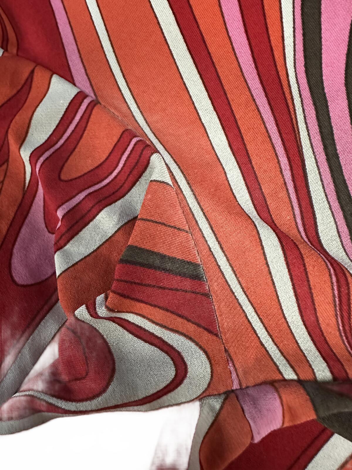 BISOU BISOU Vintage 70s Inspired Red Brown Abstract Swirl Print Mini Dress