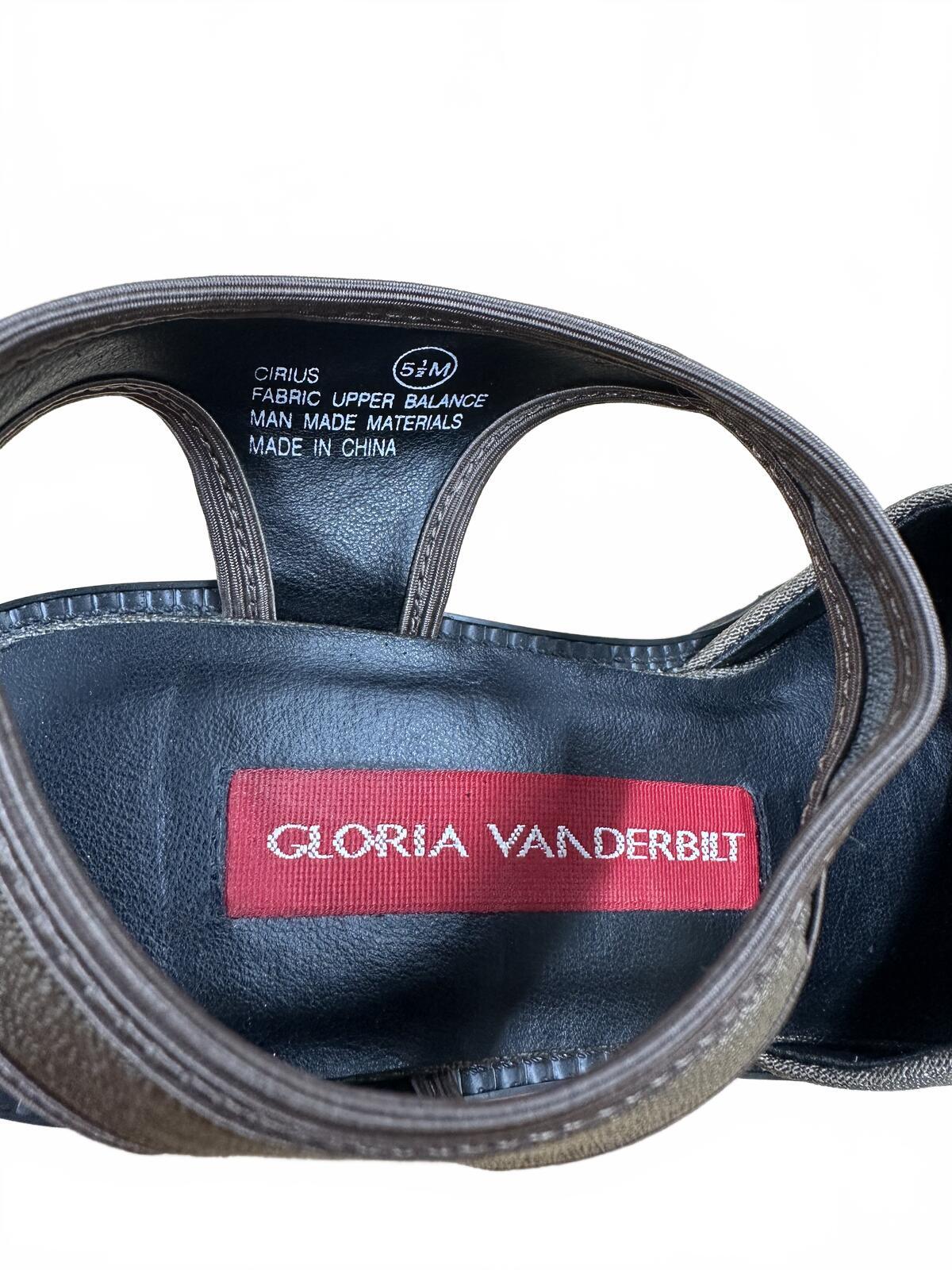 Gloria Vanderbilt Chunky Heel Ankle Strap Sandals in Brown and Black
