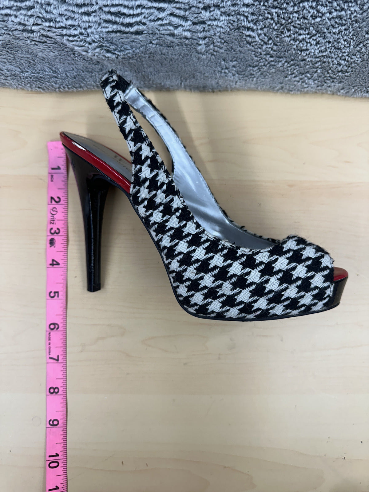 Worthington Houndstooth Slingback Heels Classic Retro Black White Red Peep Toe