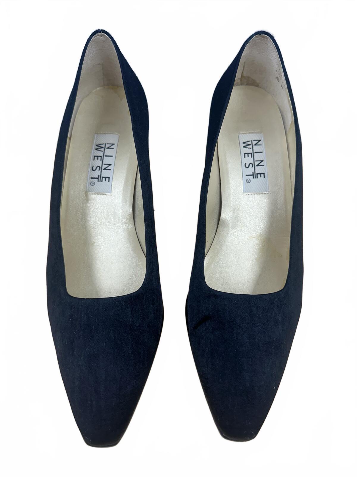 Nine West Black Suede Pointed Toe Kitten Heel Pumps Classic Y2K