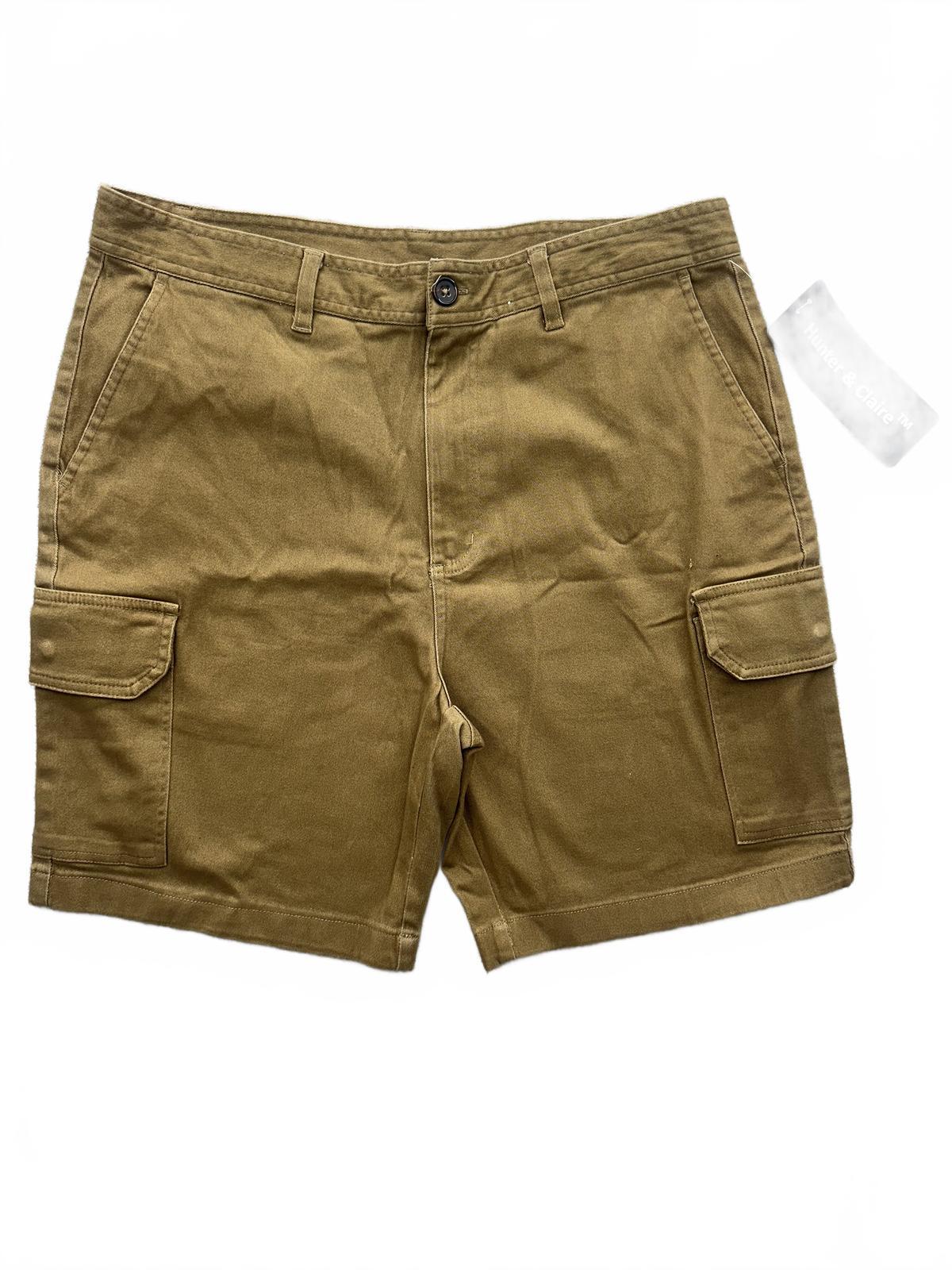 NWT Hunter & Claire Classic Khaki Cargo Shorts Casual
