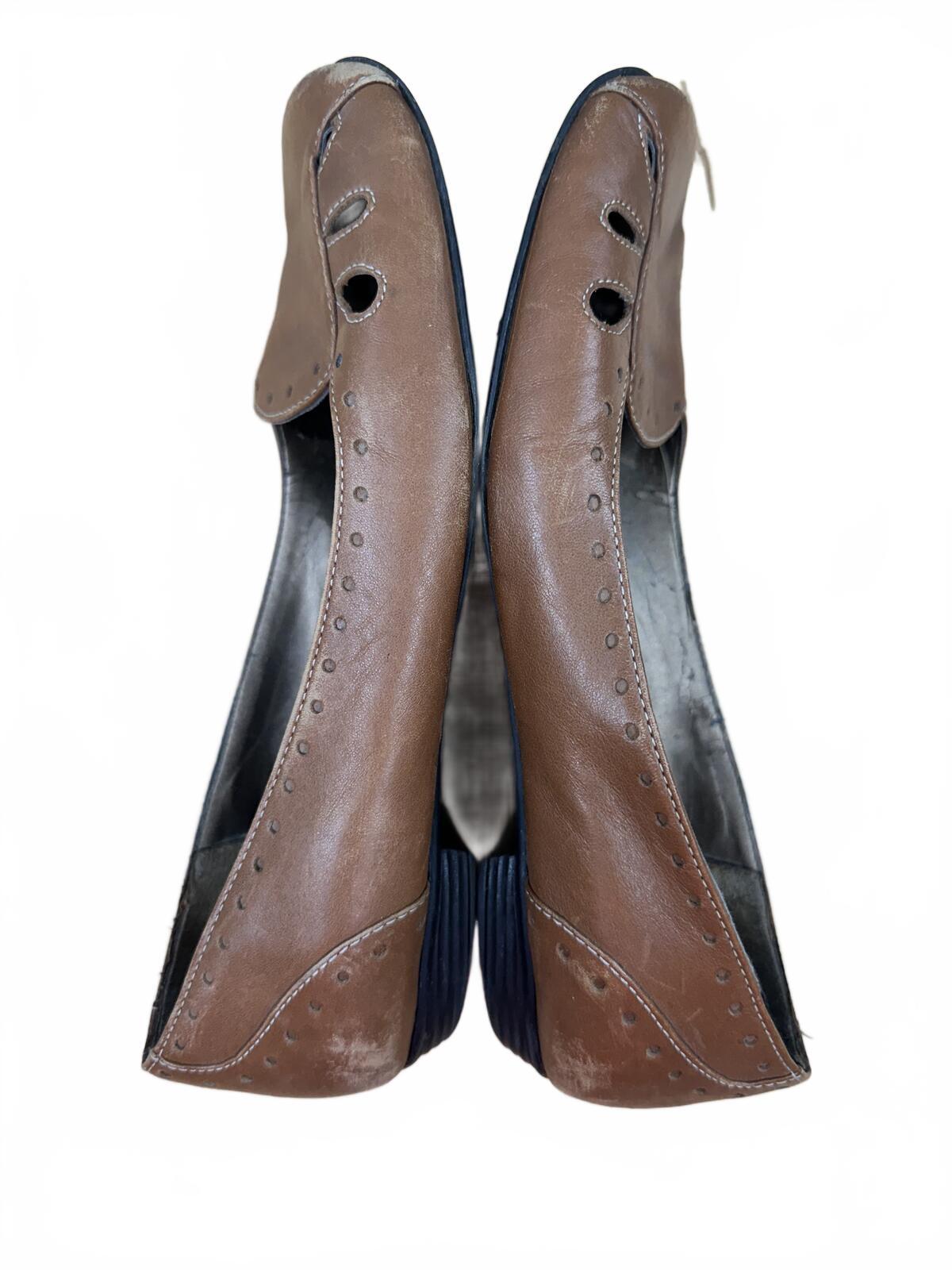 Naturalizer Brown Leather Cutout Flats Low Heel Minimalist Office Wear