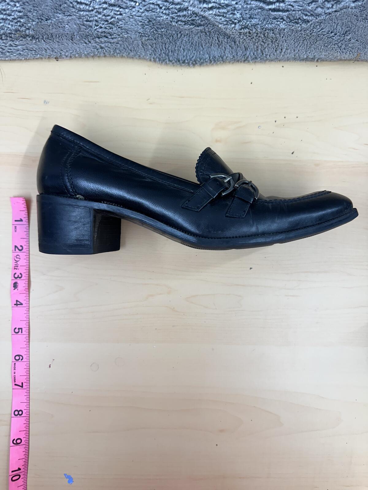 Kelly & Katie Black Platform Heeled Loafer Pumps Y2K Office Style with Chunky