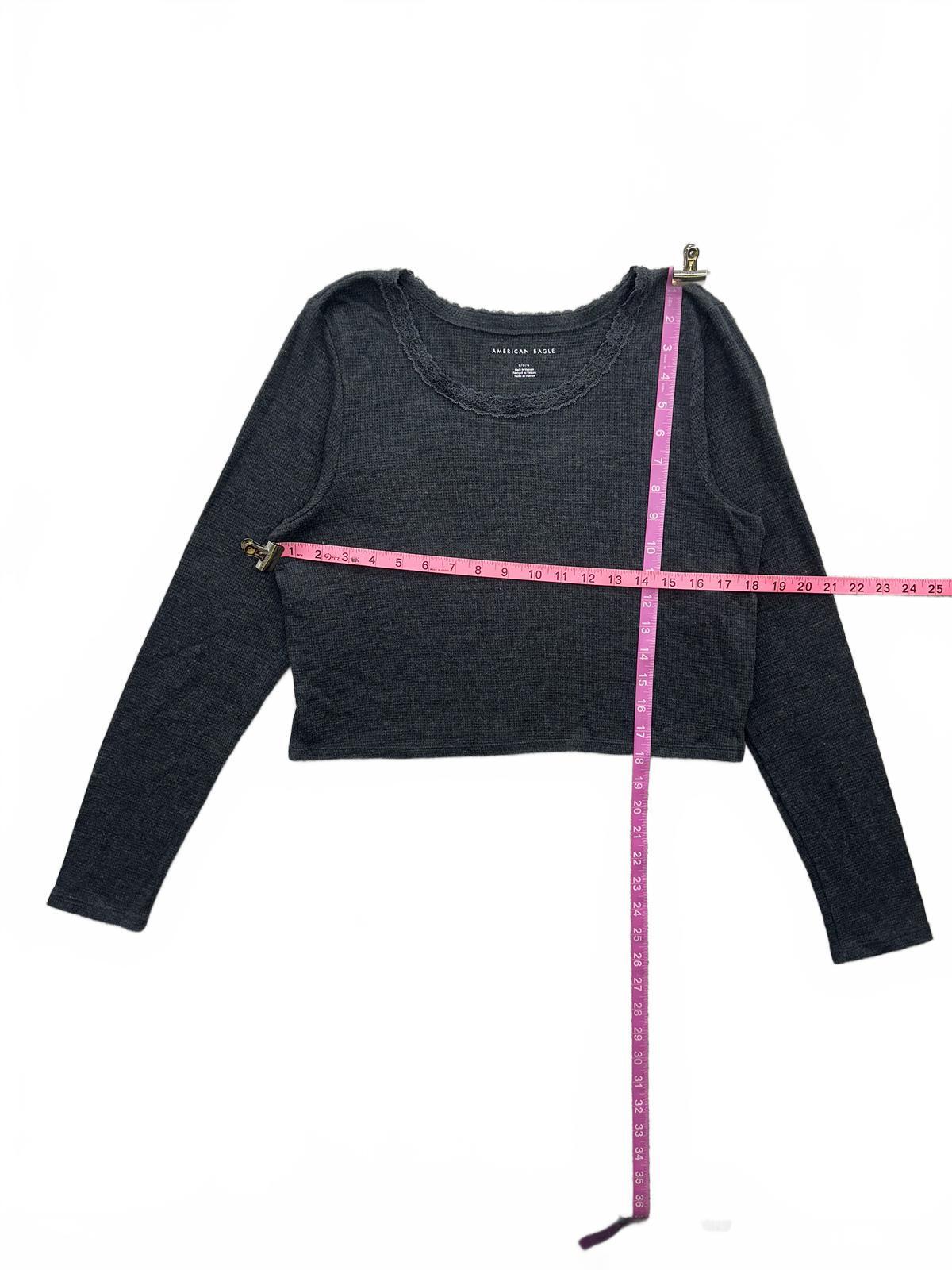 American Eagle Cropped Thermal Top Gray Long Sleeve Lace Trim