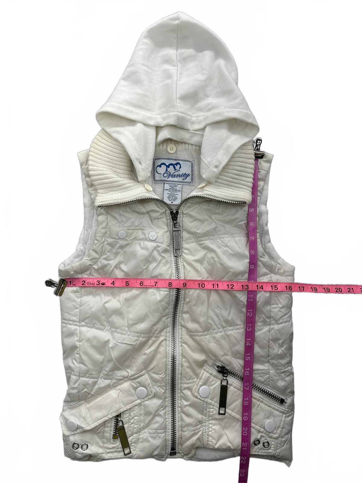 Vanity White Quilted Hooded Vest Sporty Casual Layering Piece