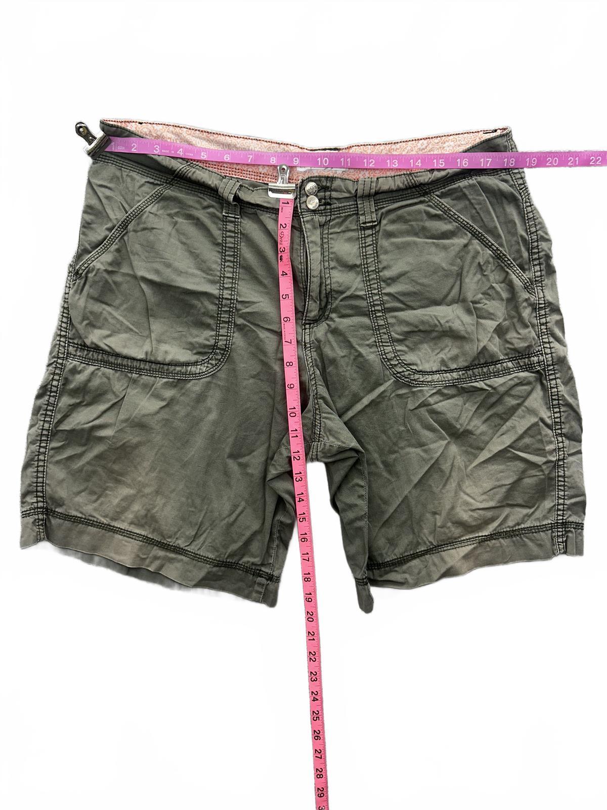 Lee Natural Fit Cargo Shorts Olive Green Cotton Blend