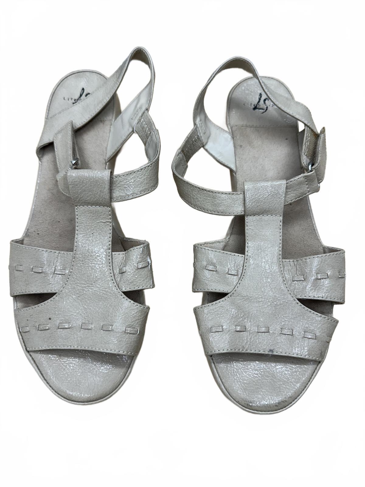 Lifestride Beige Leather Slingback Sandals Comfortable Casual Chic Summer