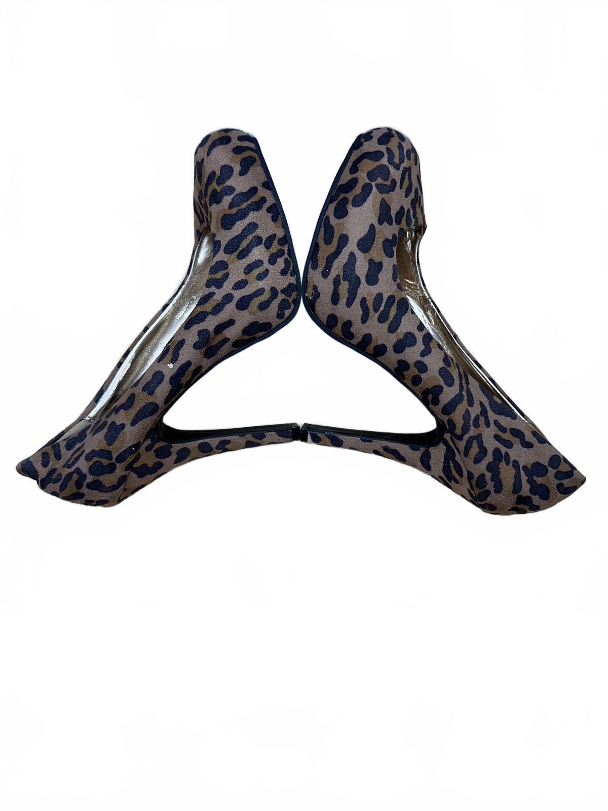 Mossimo Leopard Print Pumps Heels Chic Animal Print Fashion
