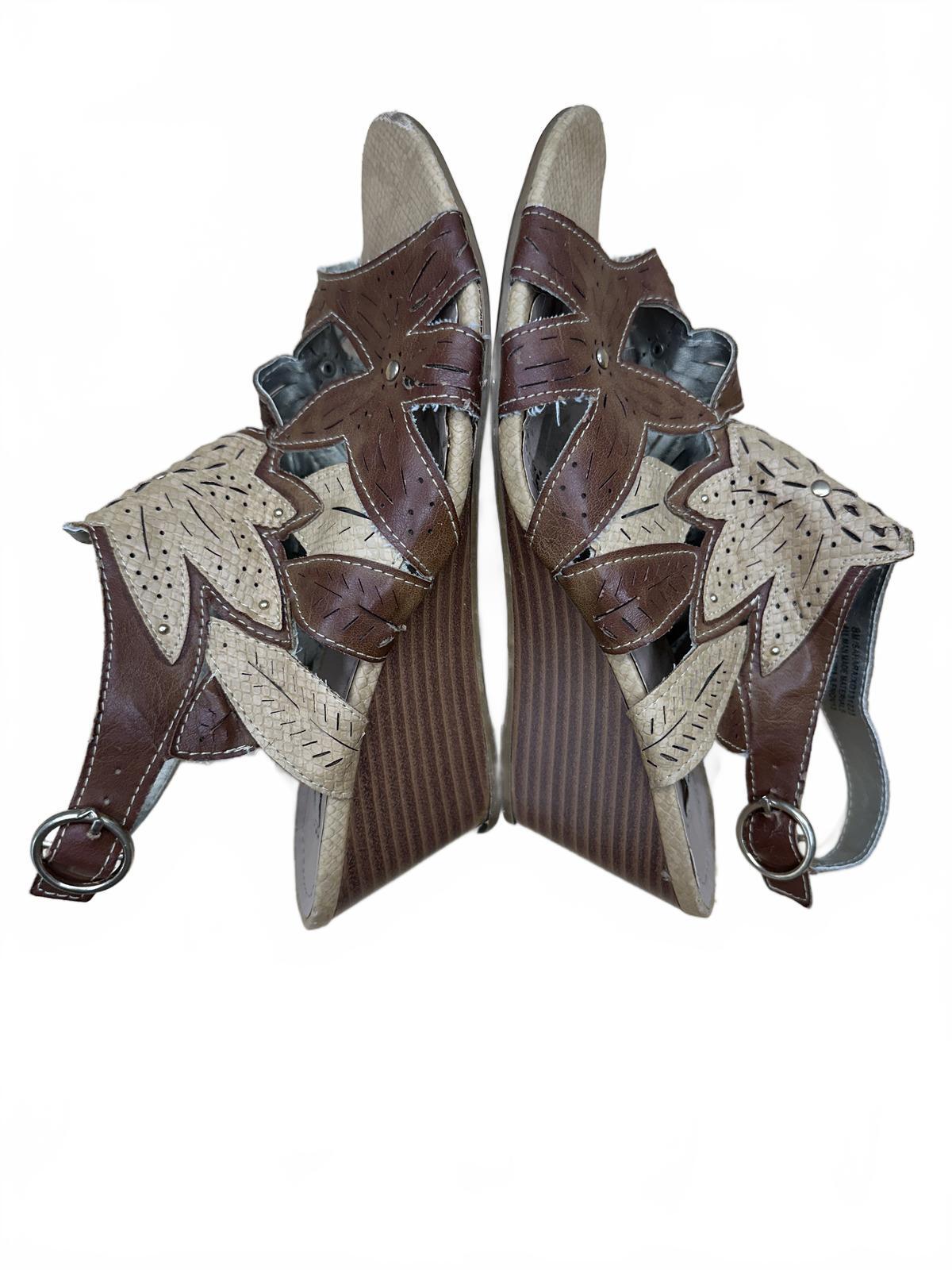 XOXO Brown Floral Cutout Wedge Sandals Boho Chic