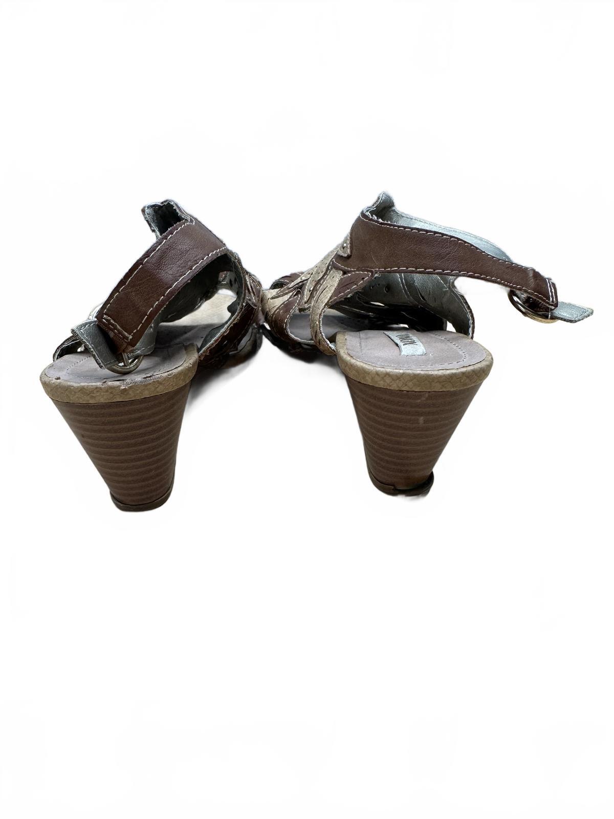 XOXO Brown Floral Cutout Wedge Sandals Boho Chic