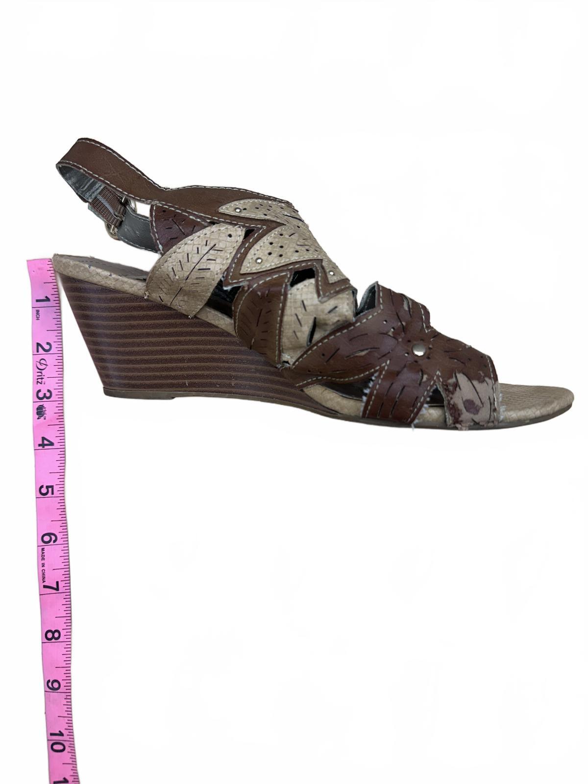 XOXO Brown Floral Cutout Wedge Sandals Boho Chic