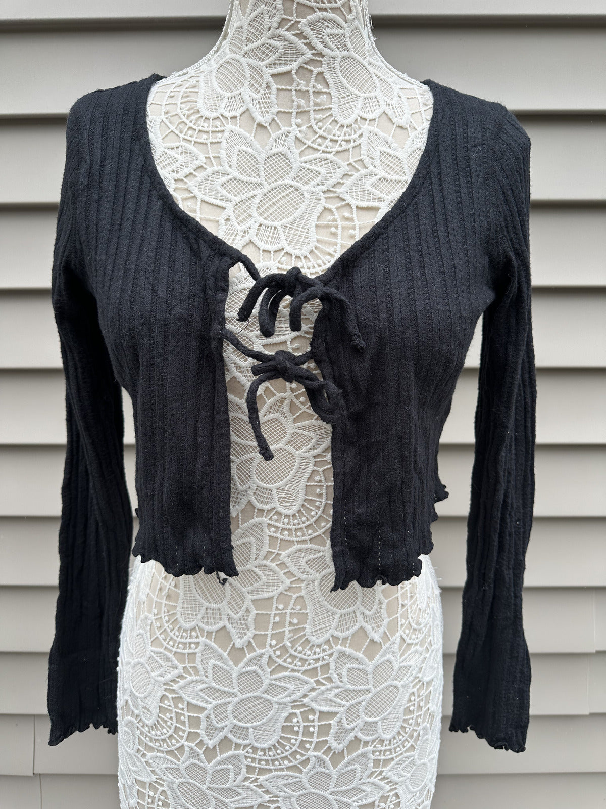 Aéropostale Black Ribbed Tie Front Cropped Cardigan