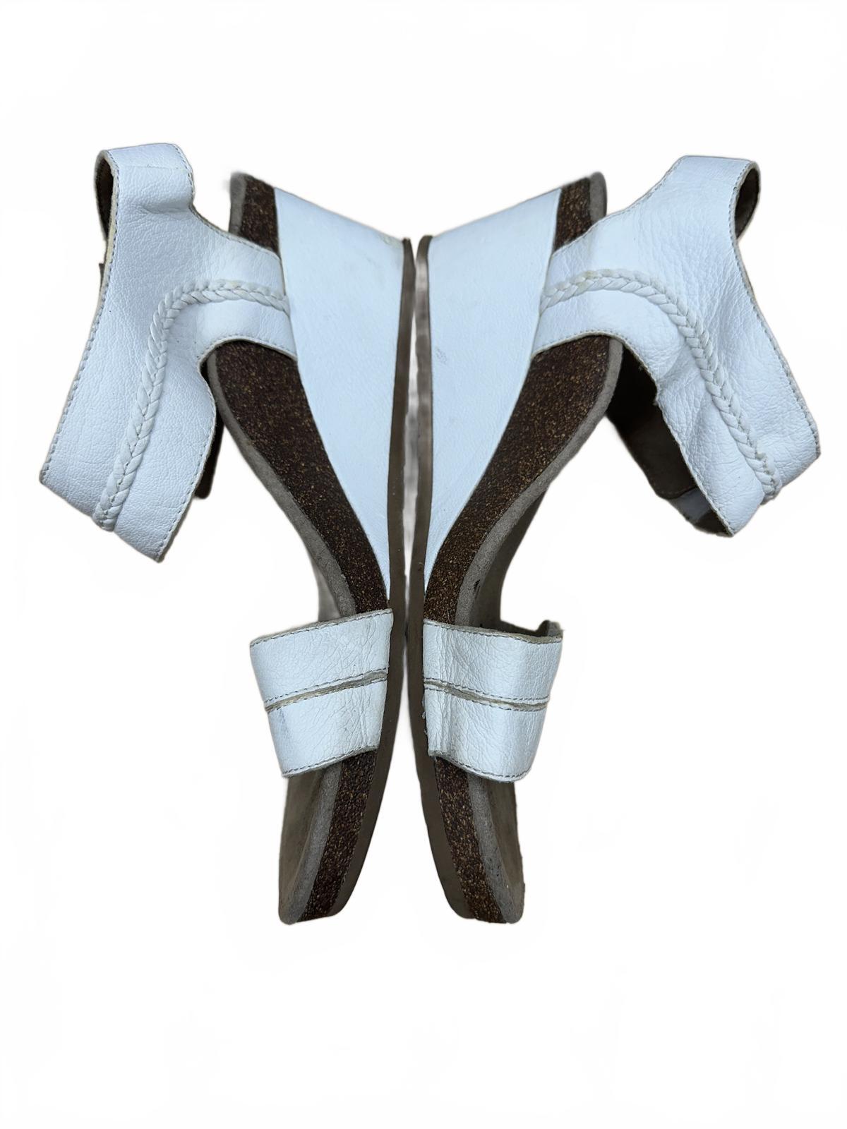 Aetrex Spirit White Leather Wedge Sandals
