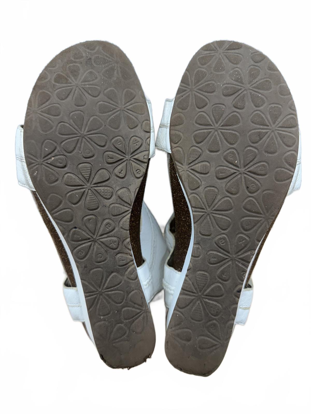 Aetrex Spirit White Leather Wedge Sandals