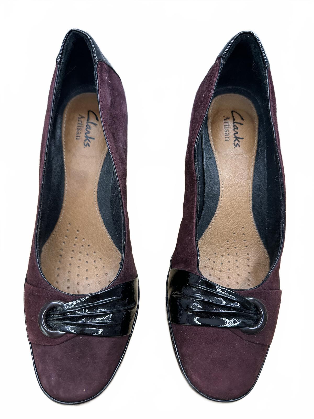 Clarks Burgundy Suede Pumps with Black Patent Leather Trim Classic