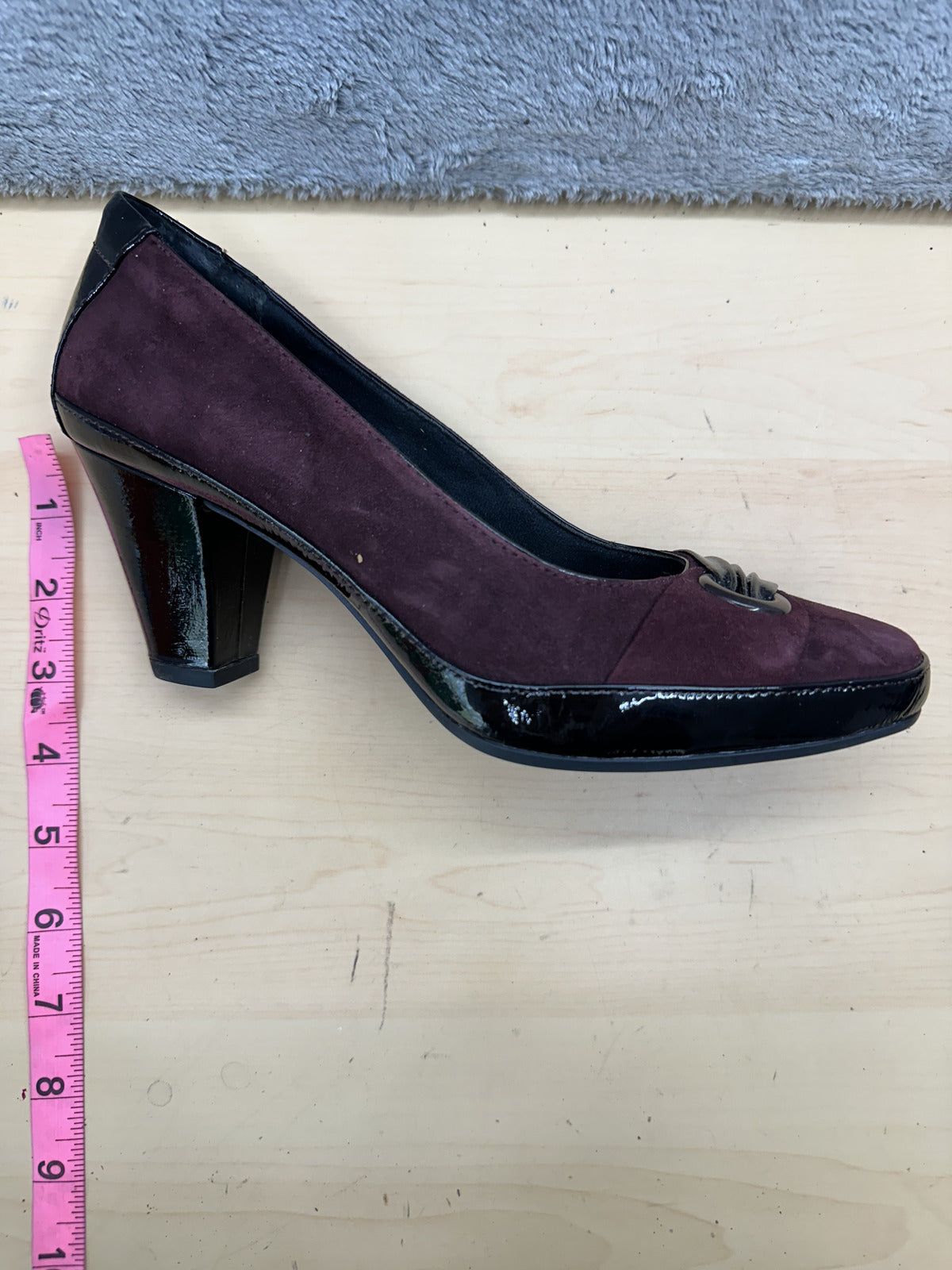 Clarks Burgundy Suede Pumps with Black Patent Leather Trim Classic
