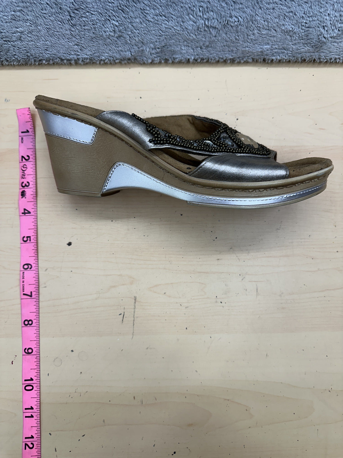 Natural Soul Silver Beaded Wedge Sandals