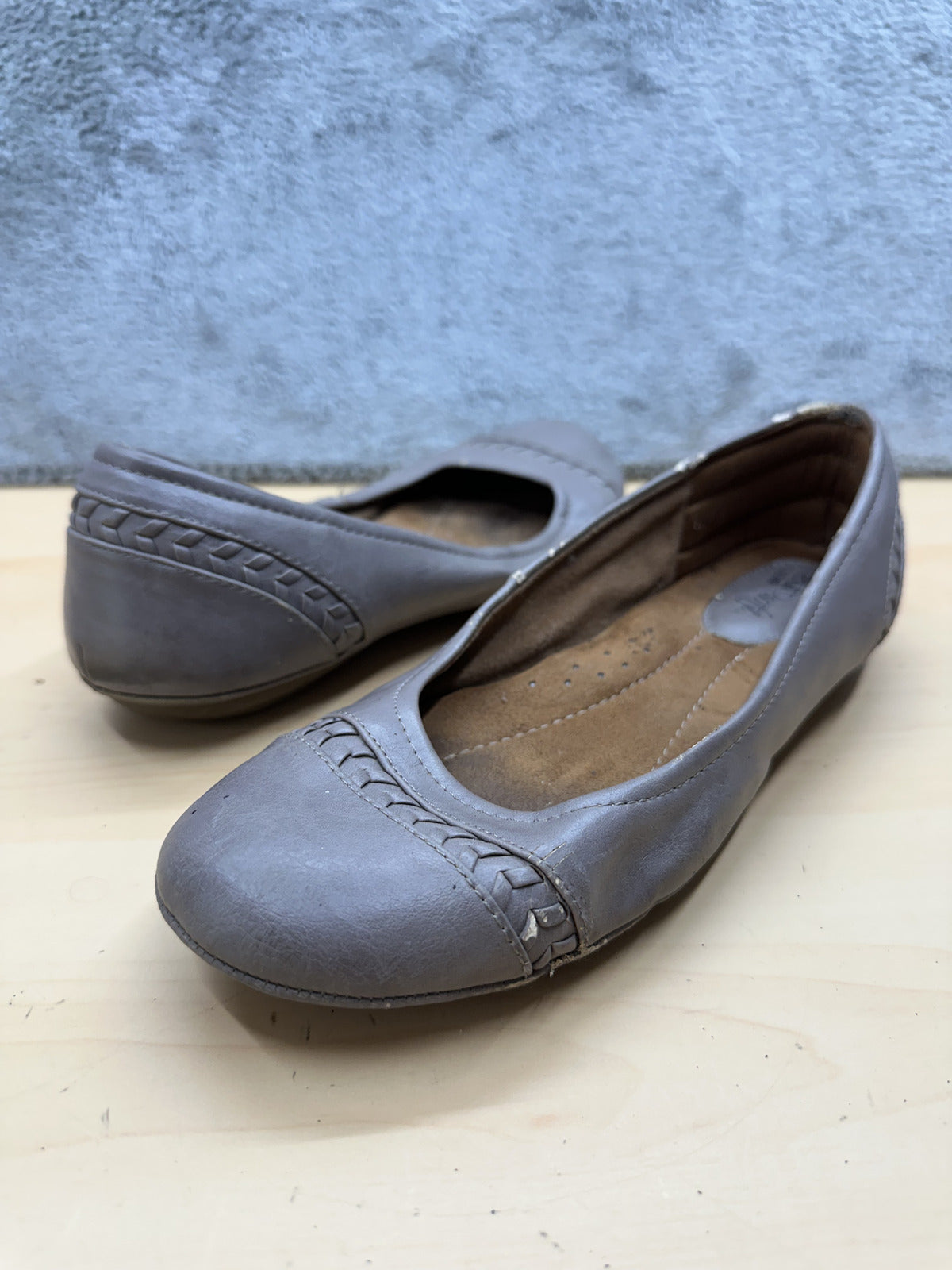 Eurosoft Gray Leather Ballet Flats Classic Comfortable Slip On Shoes
