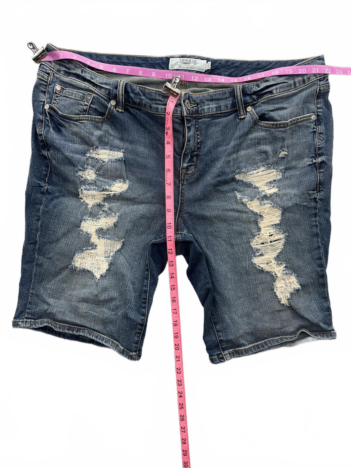 Torrid Distressed Denim Shorts Blue Ripped Y2K Style Casual