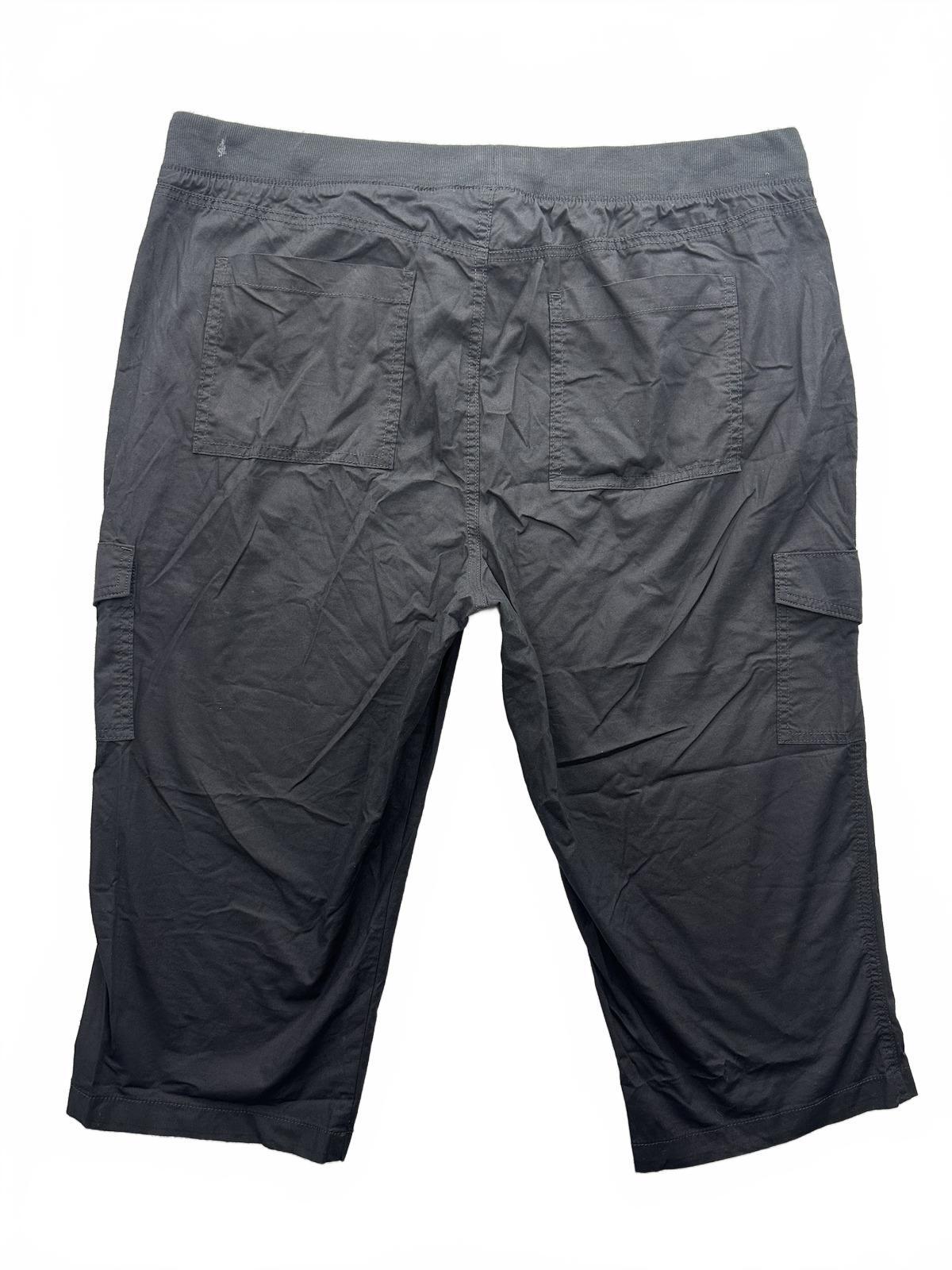 St. John's Bay Black Cargo Shorts Relaxed Fit Elastic Waist Drawstring