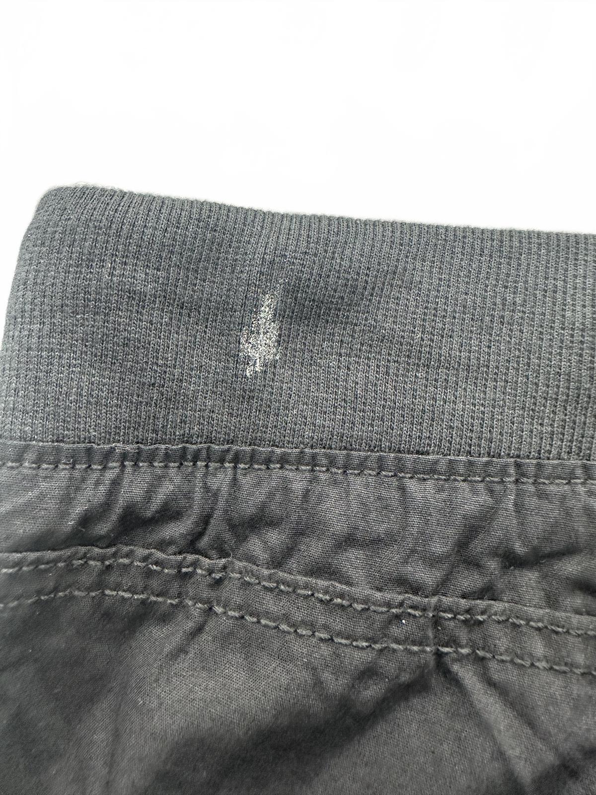 St. John's Bay Black Cargo Shorts Relaxed Fit Elastic Waist Drawstring