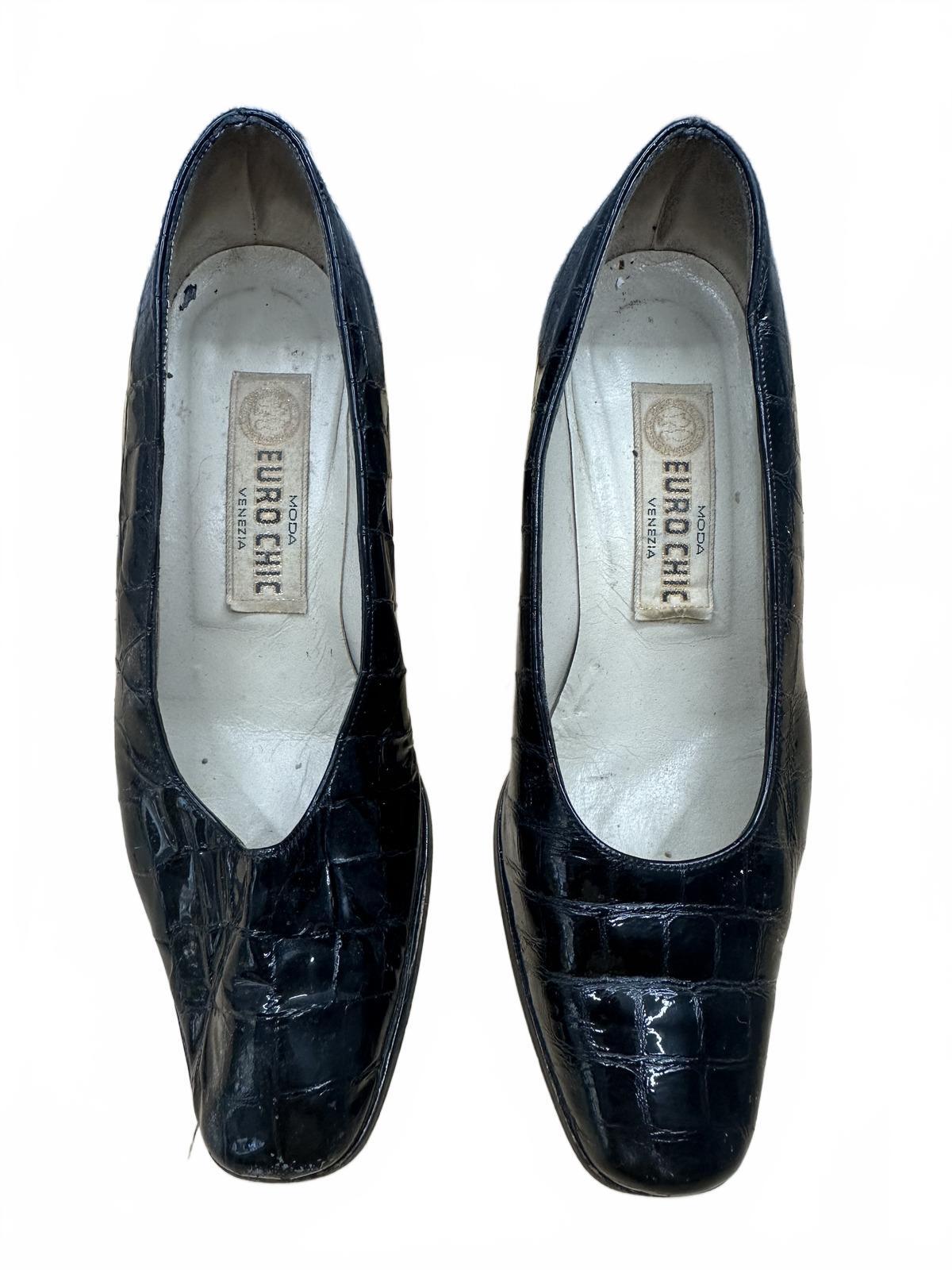 Euro Chic Black Croc Embossed Leather Pumps Vintage Retro Square Toe Block Heel