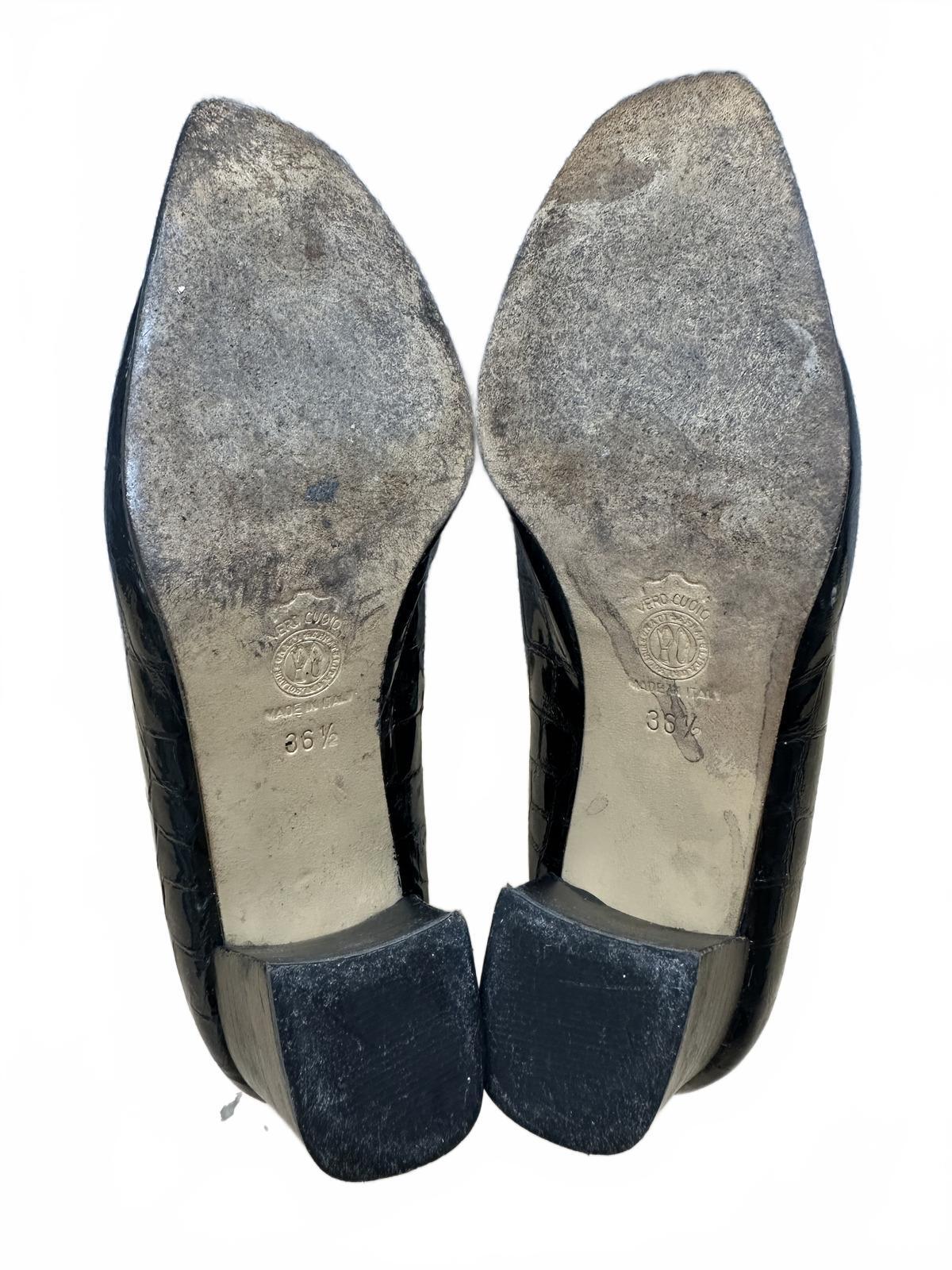 Euro Chic Black Croc Embossed Leather Pumps Vintage Retro Square Toe Block Heel