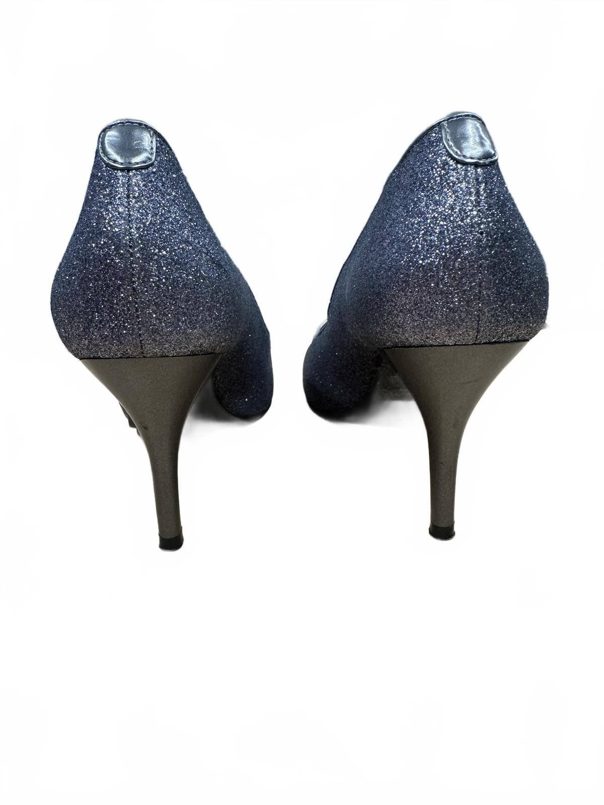 GUESS Silver Glitter Peep Toe Heels Mid Stiletto Glam Party Formal Pumps
