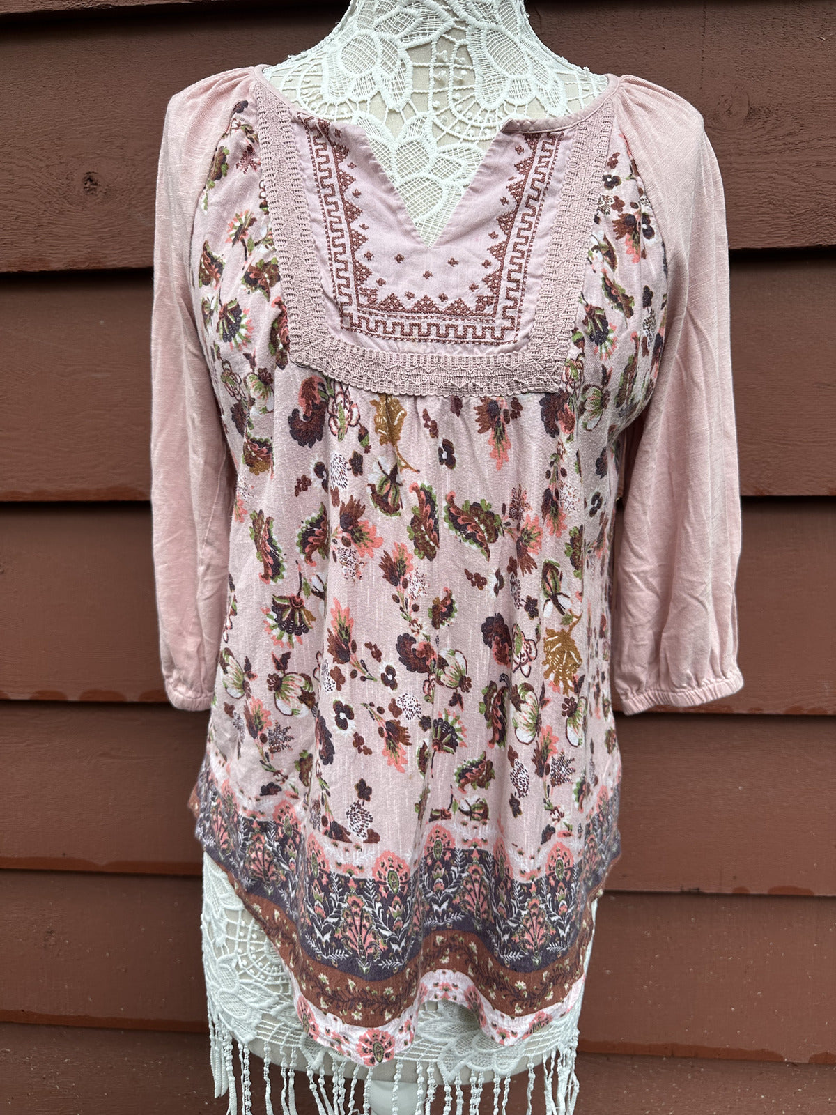 Vintage X America Bohemian Floral Embroidered Pink Blouse 3/4 Cottage