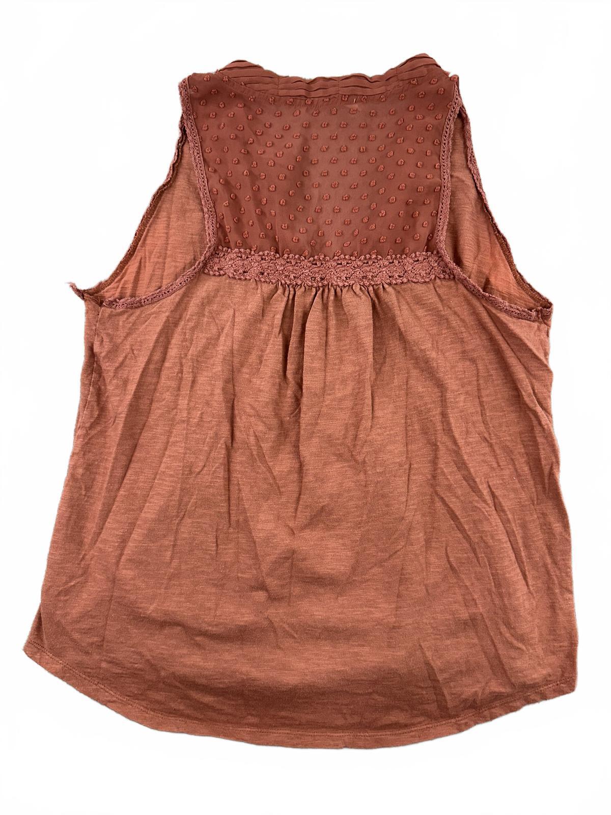 Meadow Rue Bohemian Lace Button Front Sleeveless Top