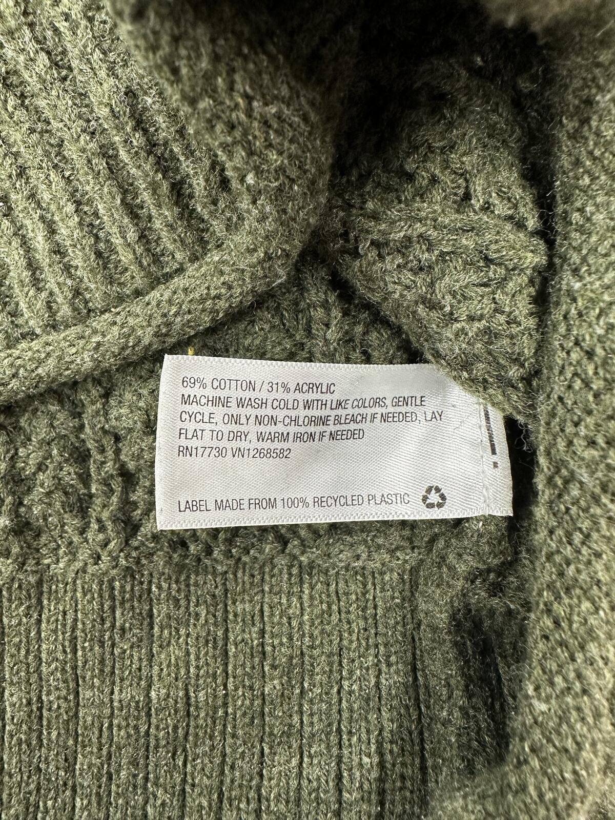 Universal Thread Olive Green Textured Knit Sweater