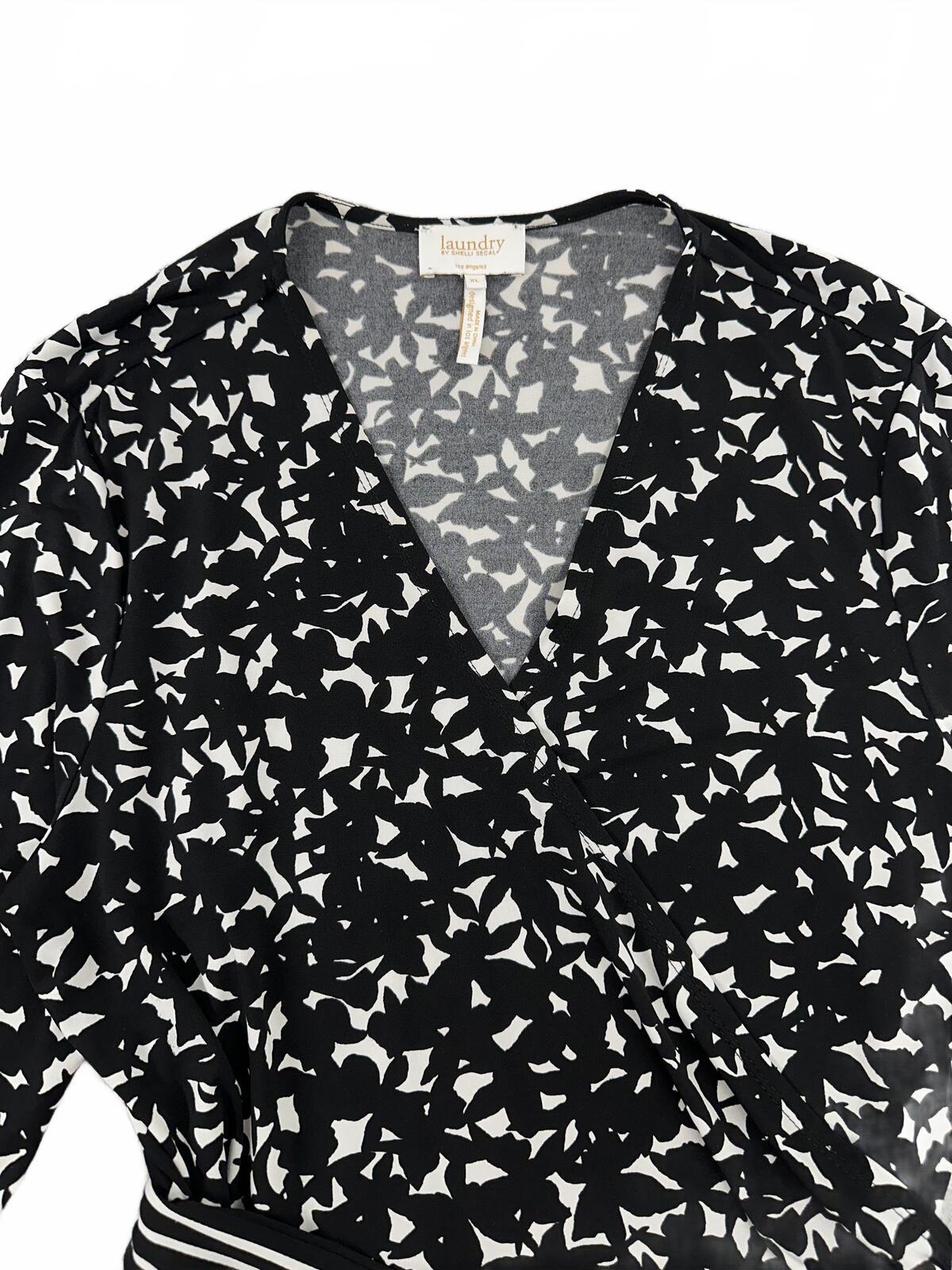 Laundry by Shelli Segal Black and White Abstract Print Wrap Top