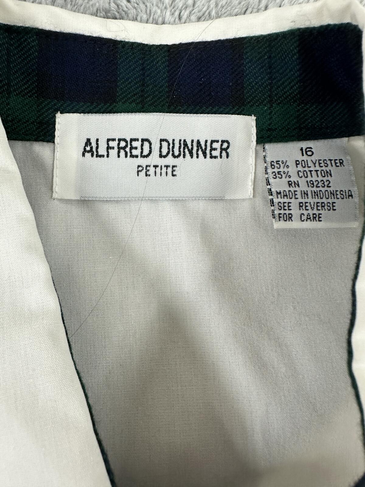 Alfred Dunner White Button Up Shirt with Pearl Accent Buttons
