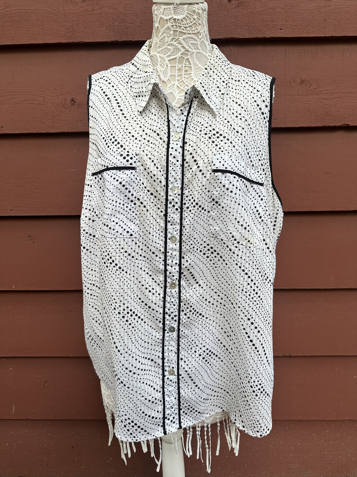 Elementz Sleeveless Polka Dot Button Up Blouse