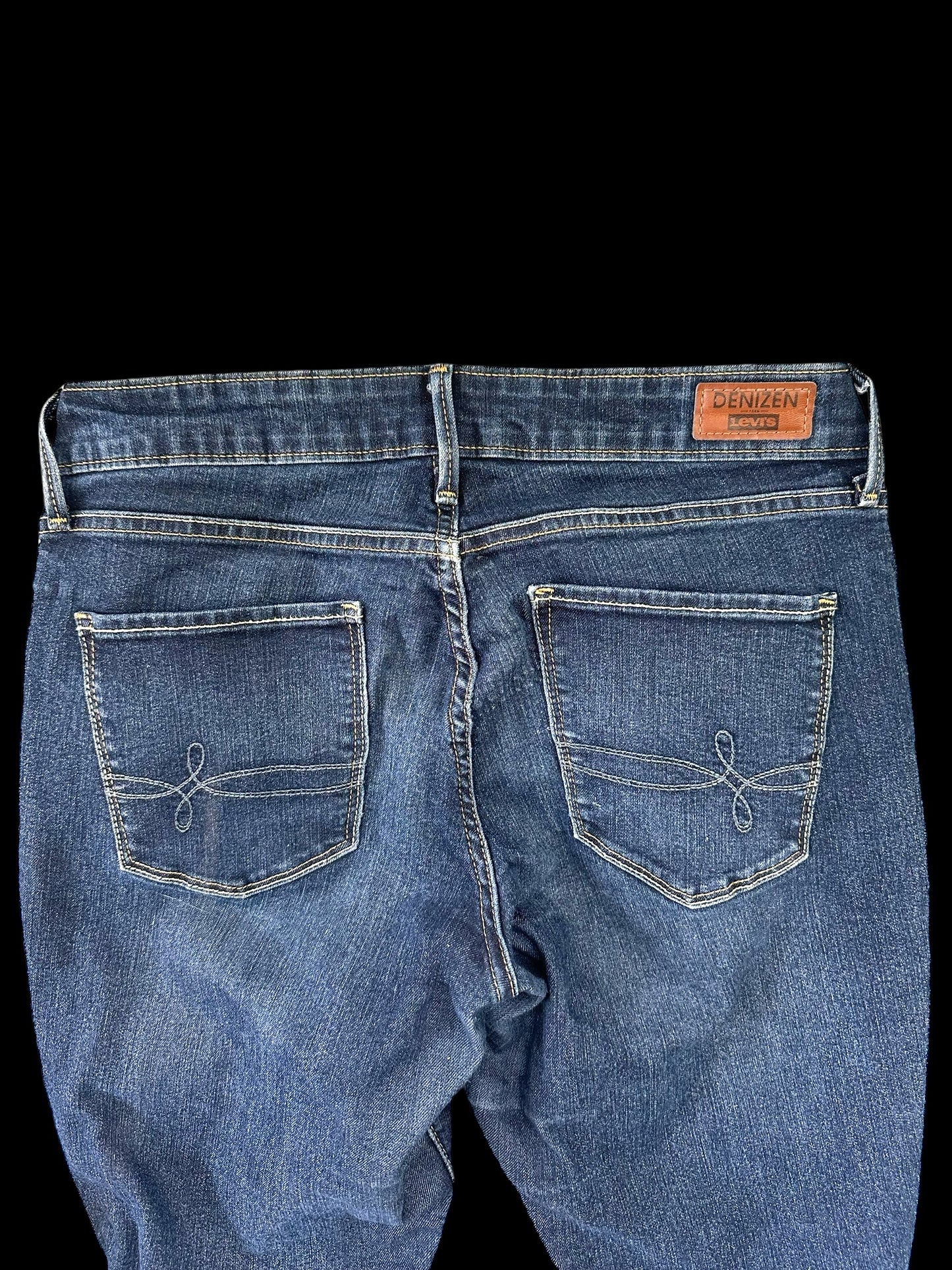 Levi Denizen Dark Wash Skinny Jean