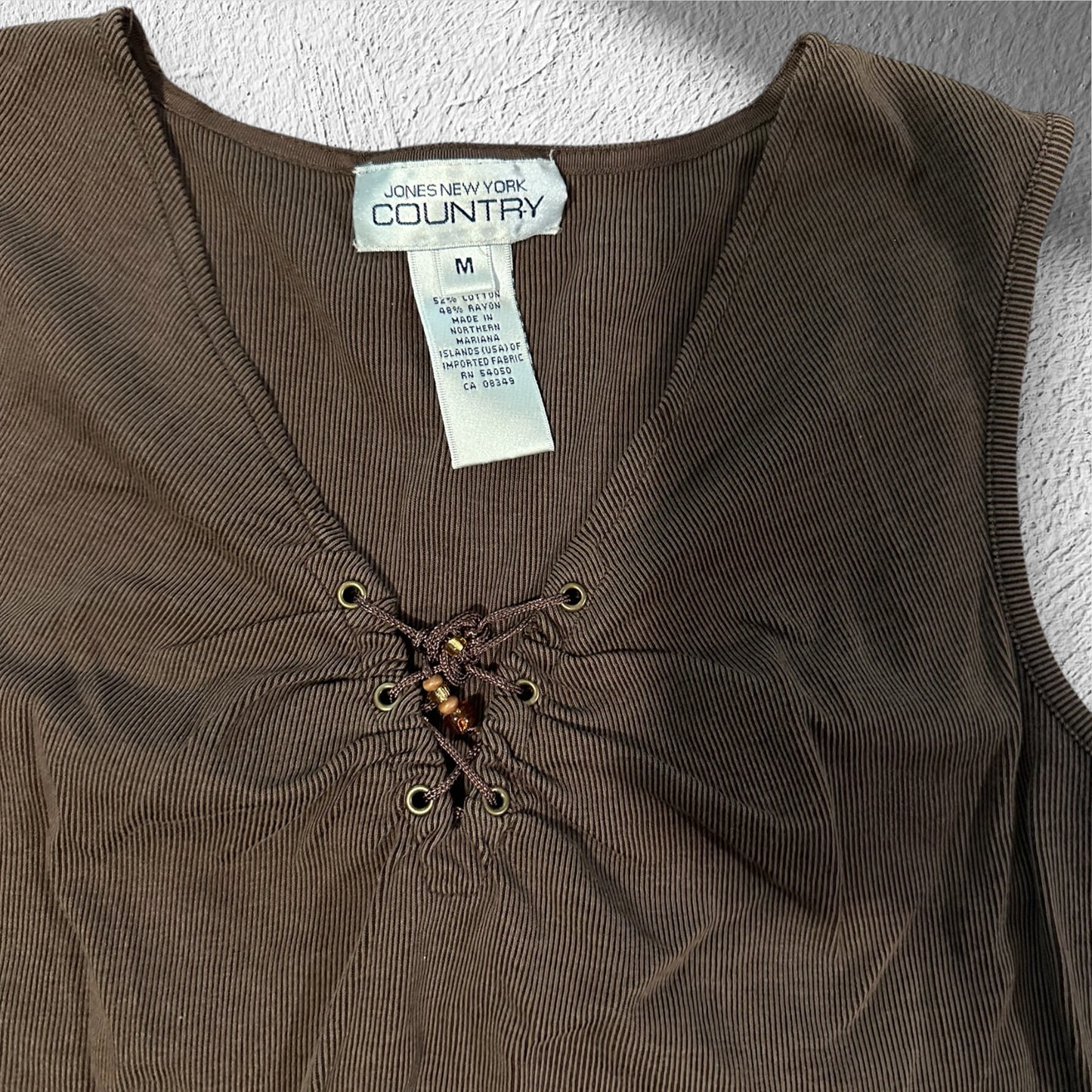 Jones New York Country Brown Y2K Bead Top